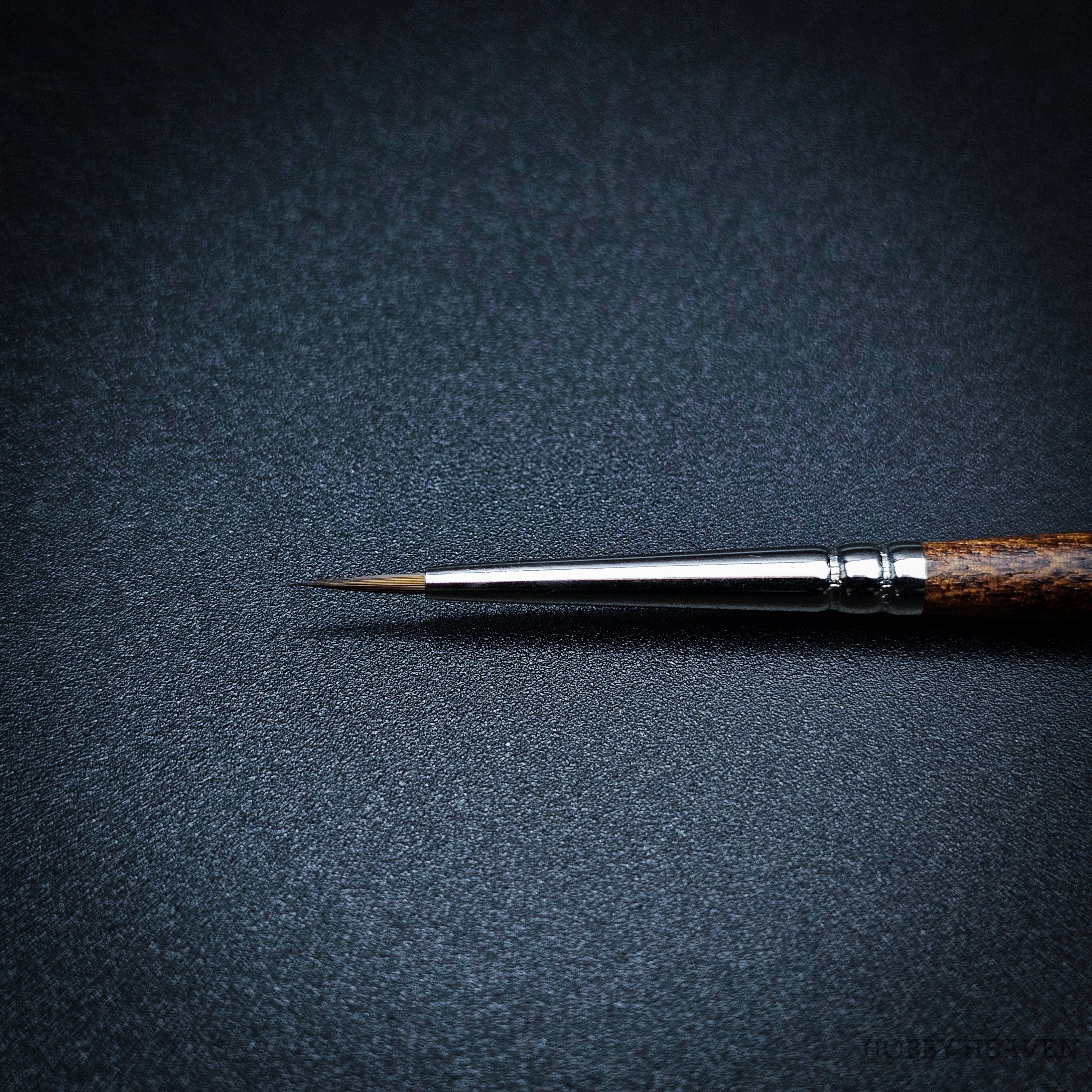 Brush Raphael Precision 8504 — Synthetic Round