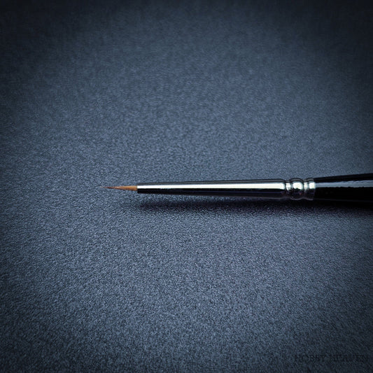 Brush Raphael Series 8408 — Kolinsky Sable Round