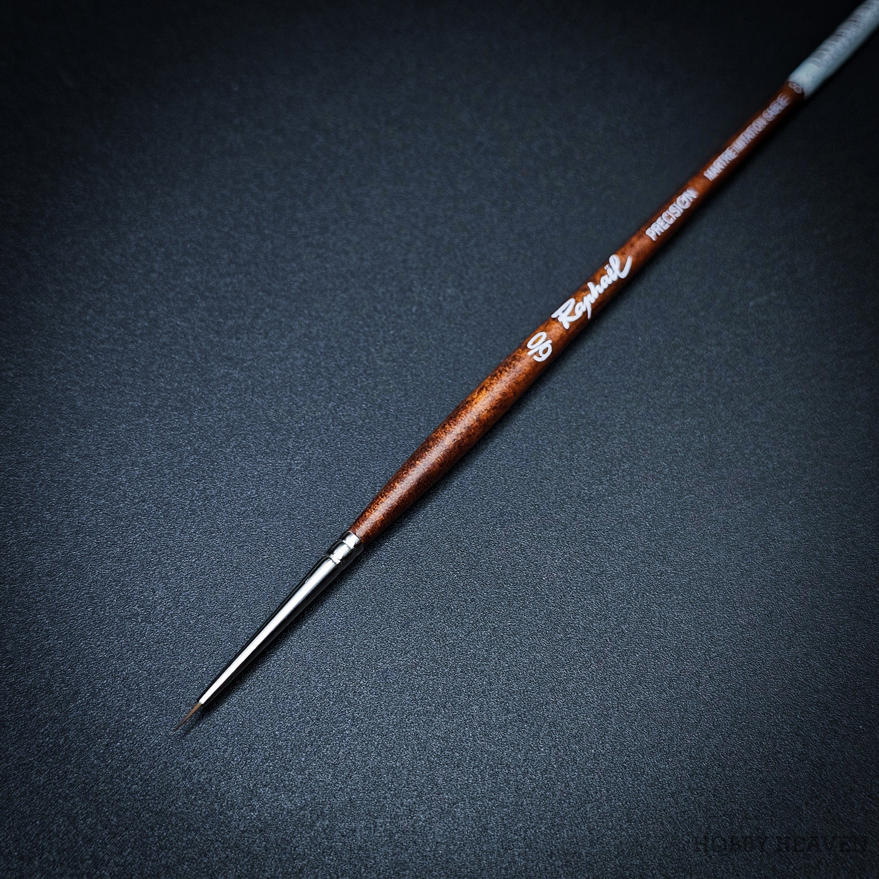 Brush Raphael Precision 8504 — Synthetic Round