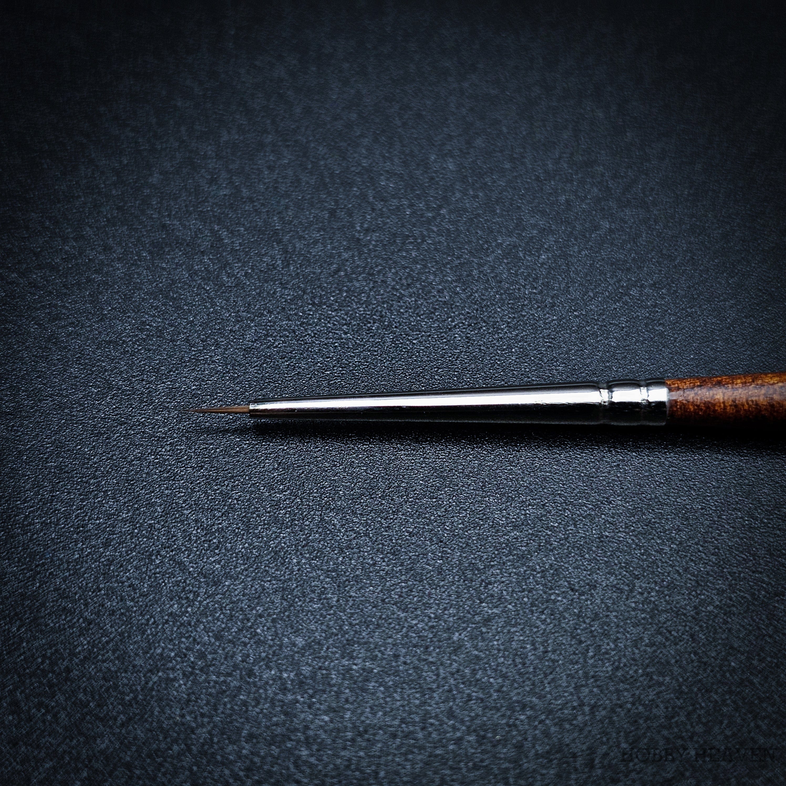 Brush Raphael Precision 8504 — Synthetic Round