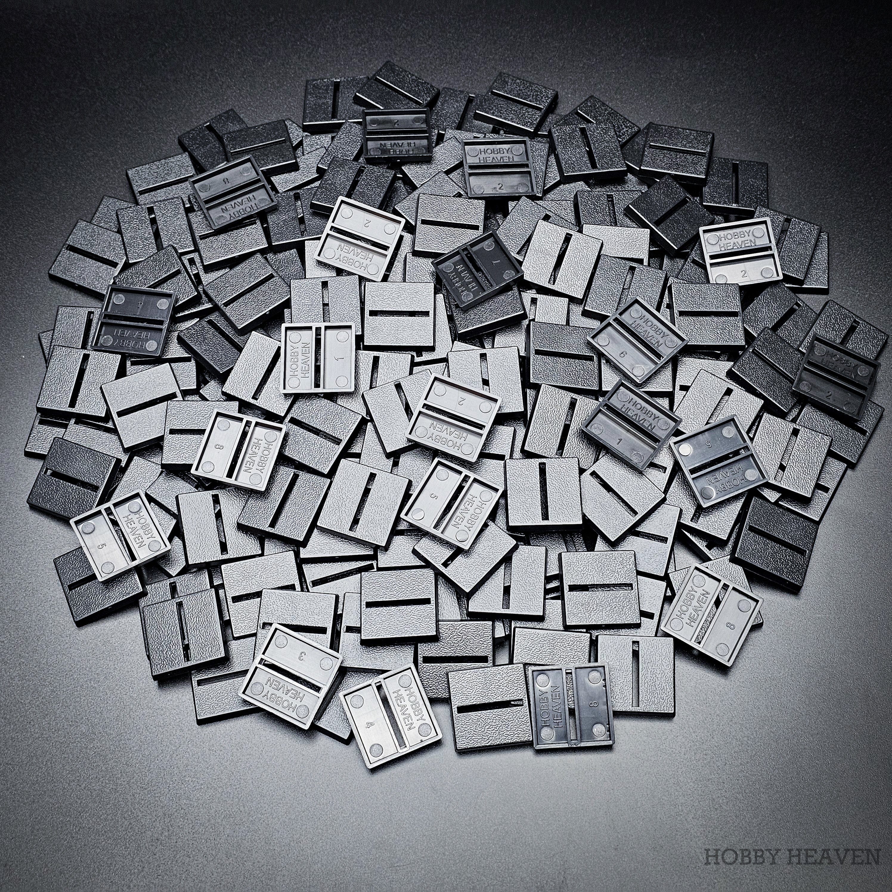 Base 25mm Square Parallel Slotted Plastic Bases