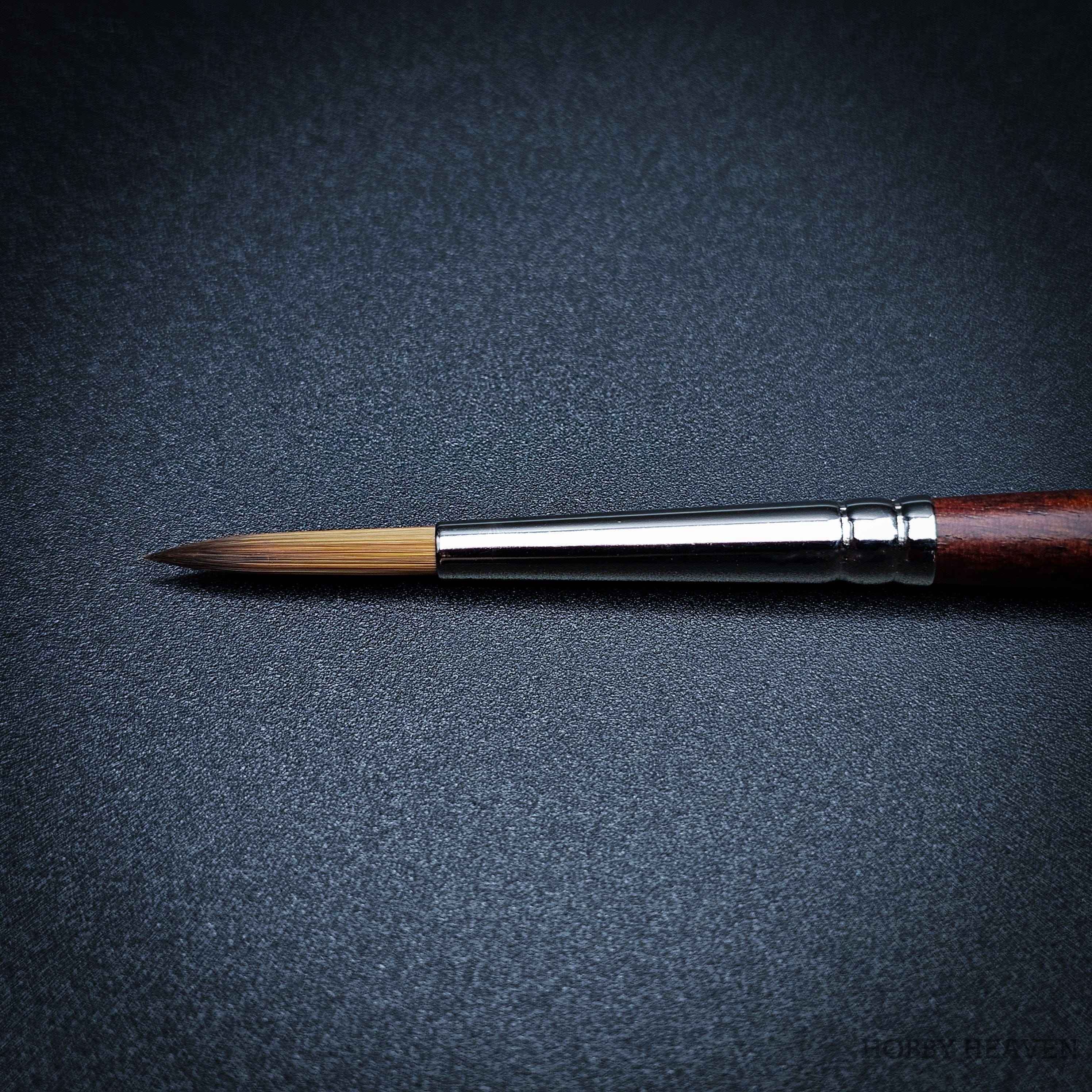 Brush Raphael Precision 8504 — Synthetic Round