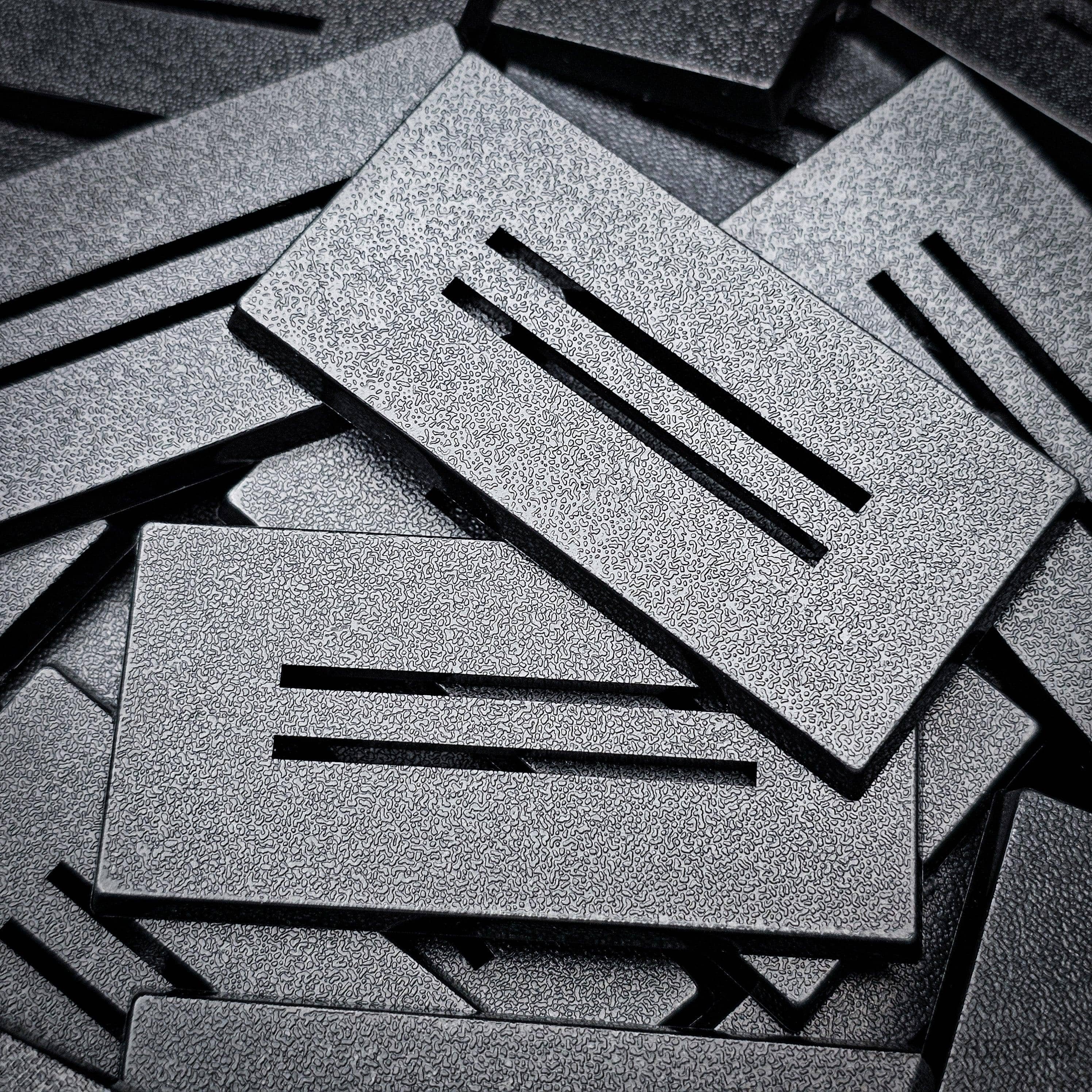 Base 60x30mm Rectangle Slotted Plastic Bases
