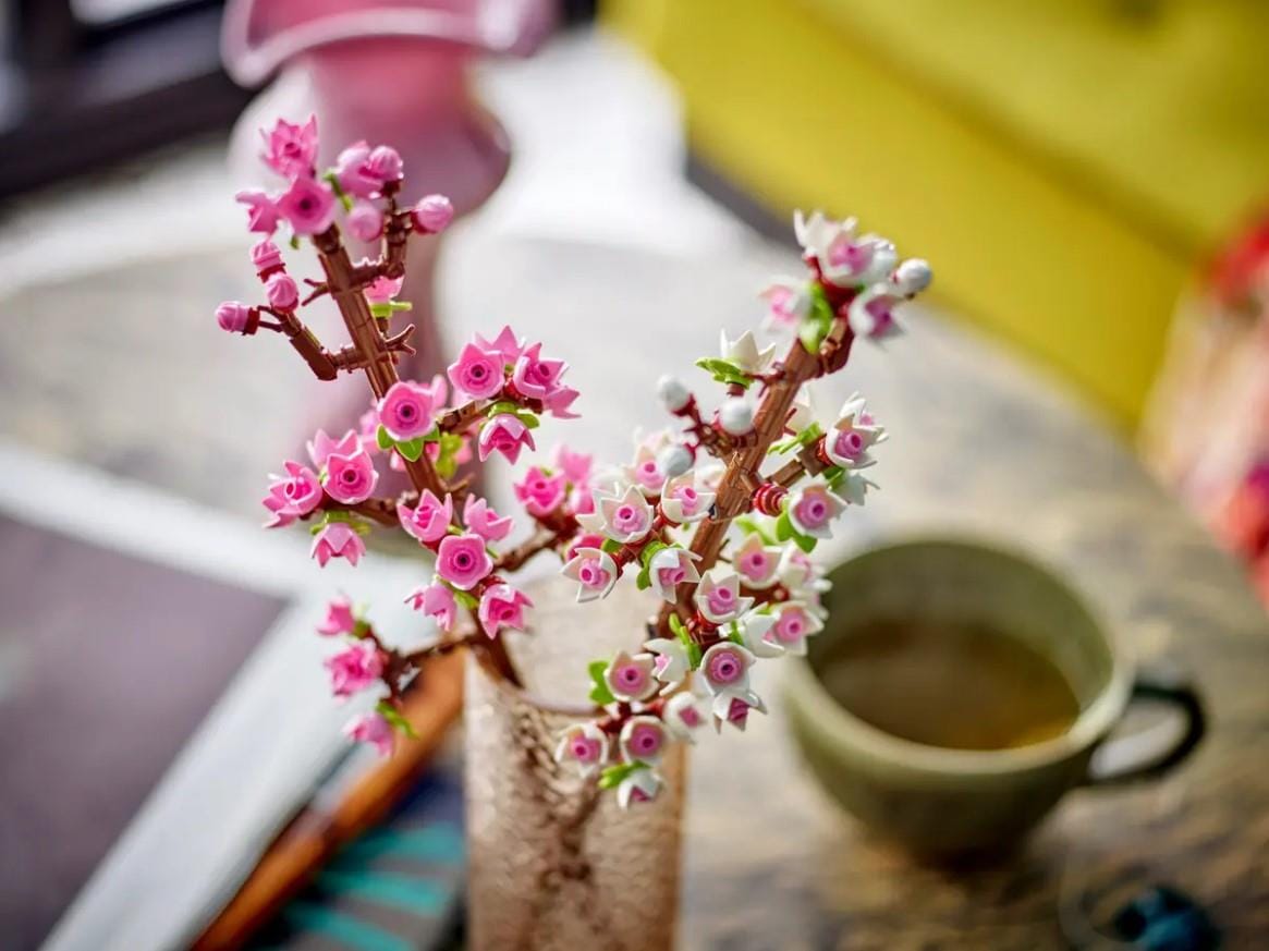 Toys & Games > Toys > Construction Toys > Interlocking Blocks > LEGO > LEGO Flowers Lego Botanicals 40725 Cherry Blossoms Building Toy Gift for Ages 8+ 5702017596976