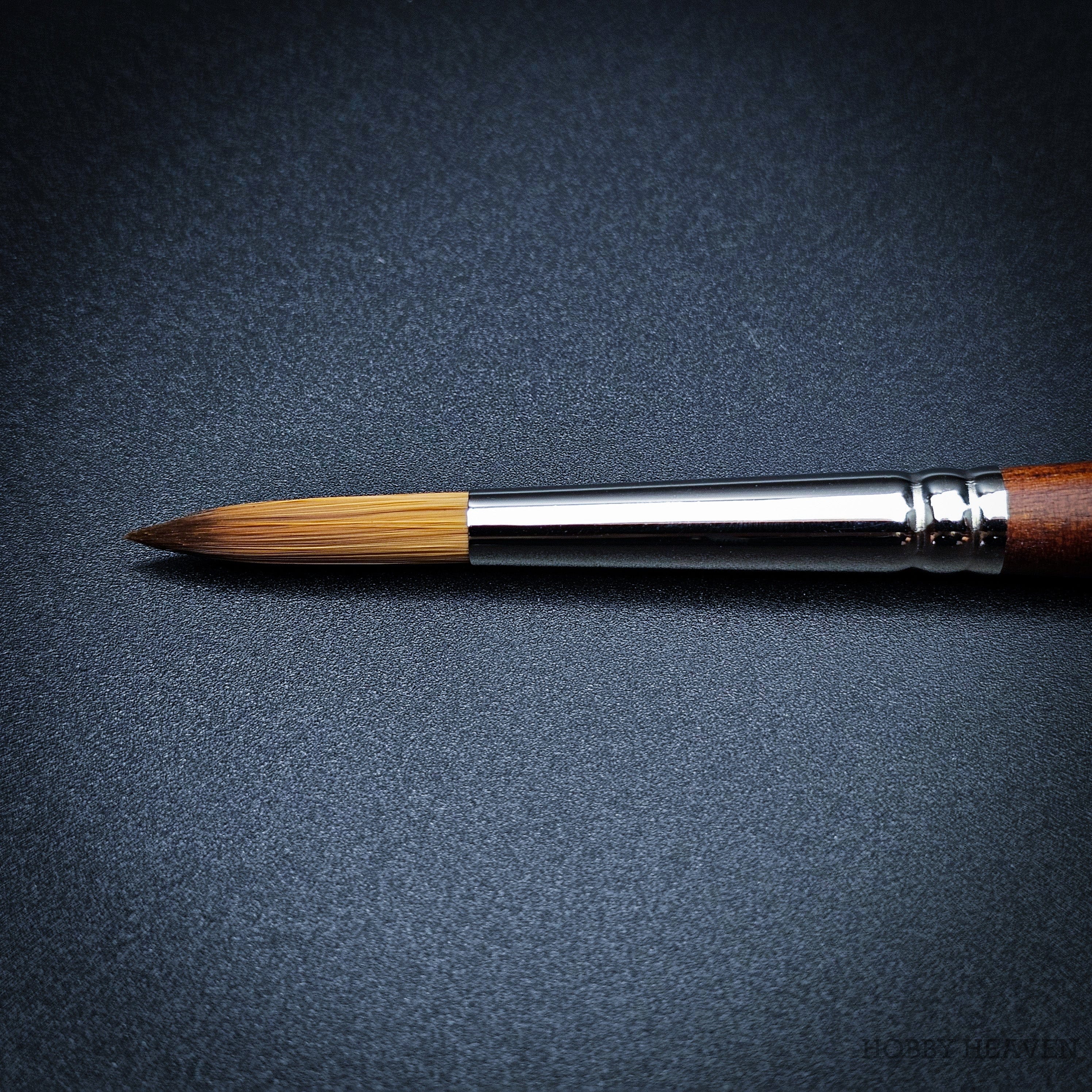 Brush Raphael Precision 8504 — Synthetic Round
