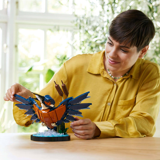 Toys & Games > Toys > Construction Toys > Interlocking Blocks > LEGO > LEGO Icons Lego Icons 10331 Kingfisher Bird Model Set for Adults Ages 18 and Up 673419394215