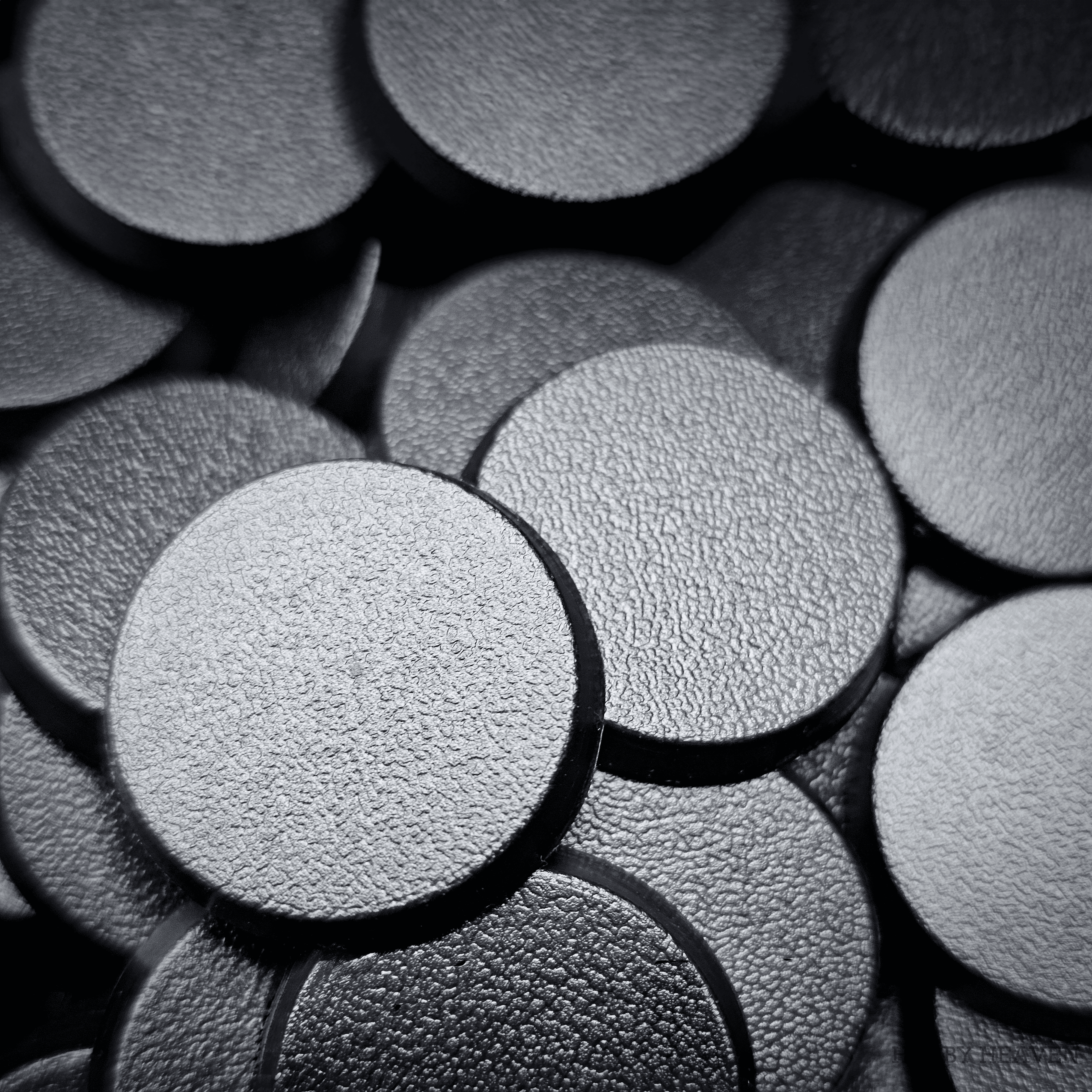 Base 25mm Round Plain Plastic Bases