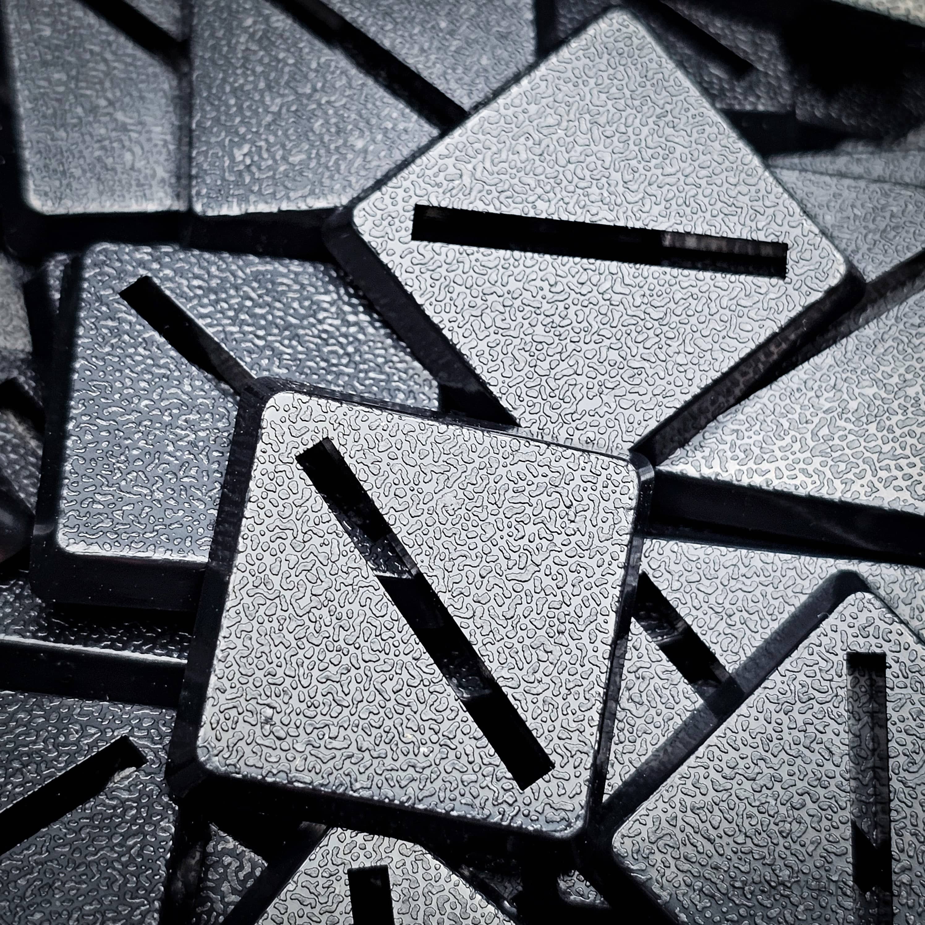 Base 20mm Square Slotted Plastic Bases