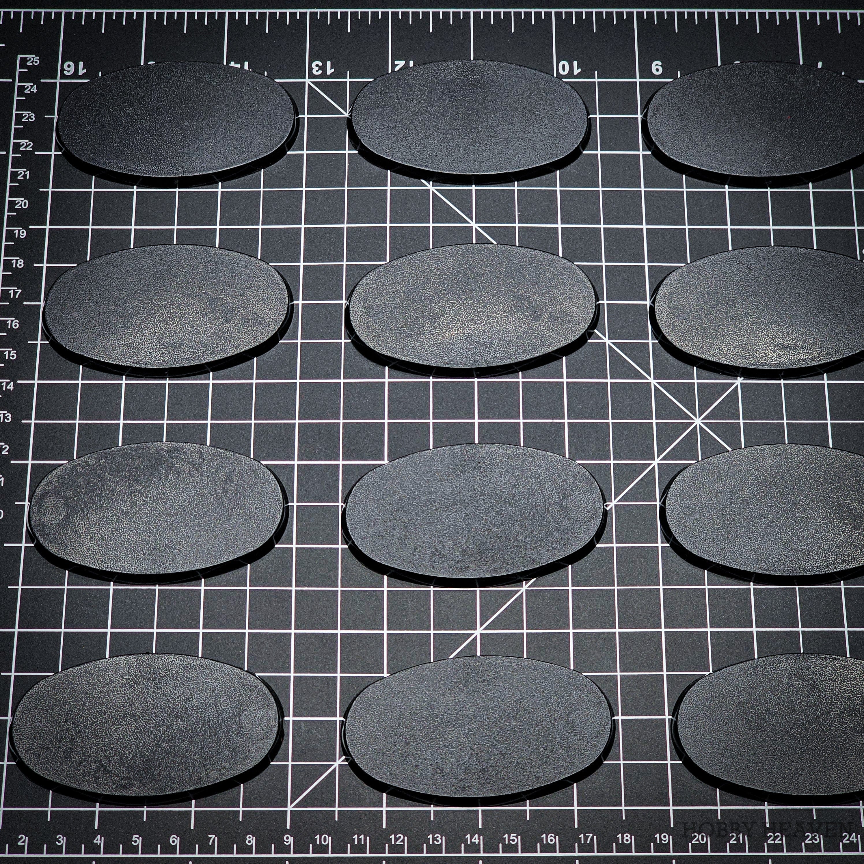 Base 75x42mm Oval Plain Plastic Bases