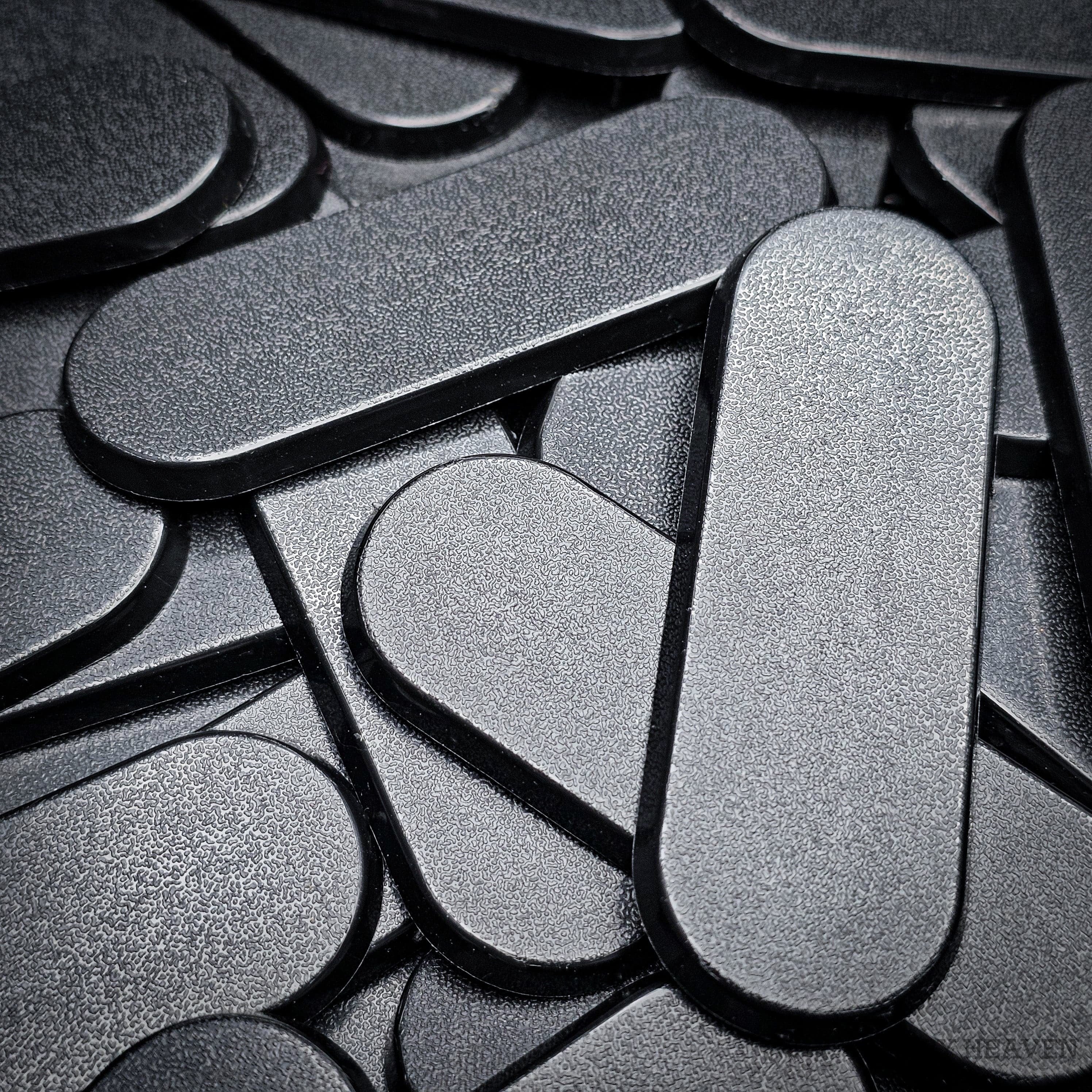 Base 70x25mm Pill Bike Plain Plastic Bases