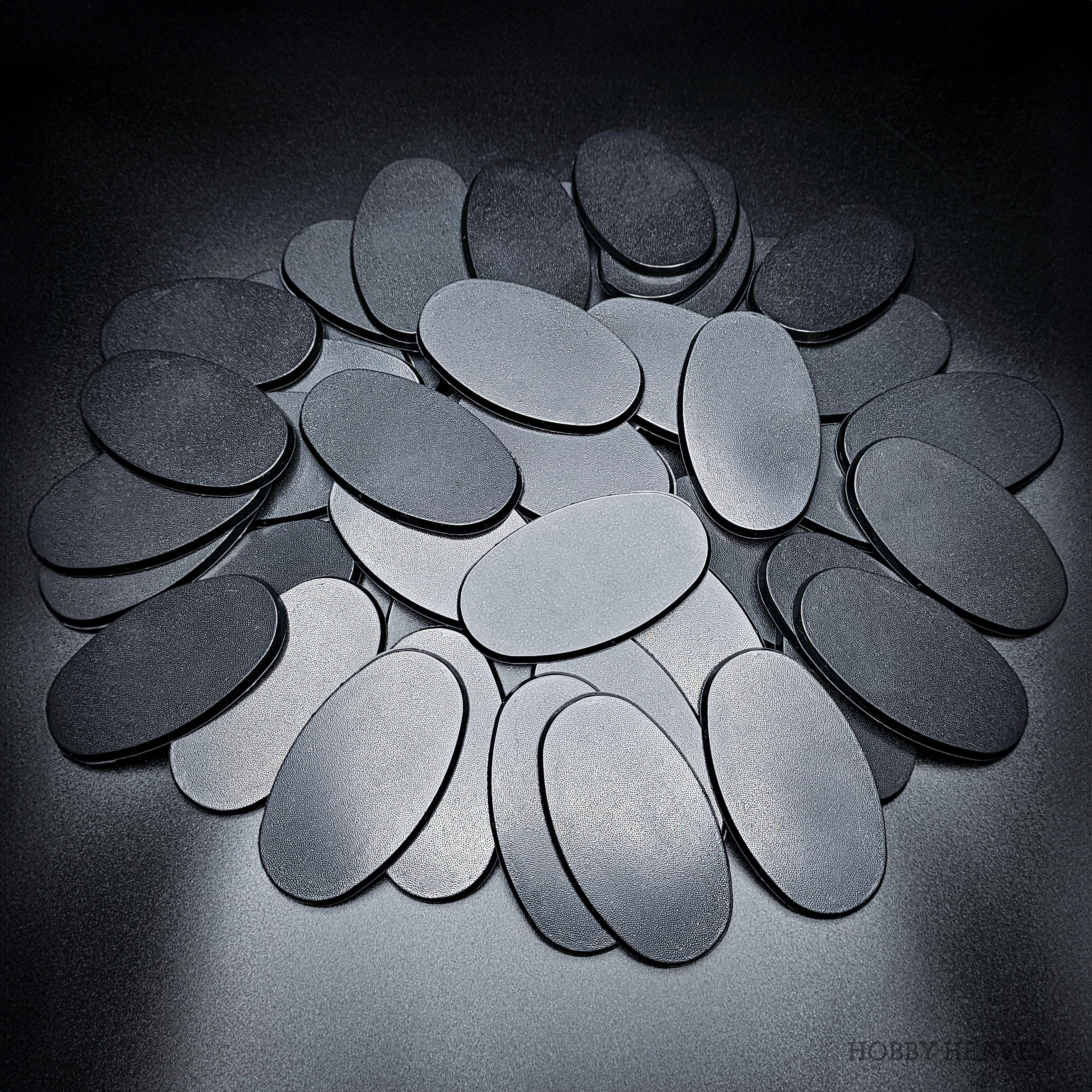 Base 90x52mm Oval Plain Plastic Bases