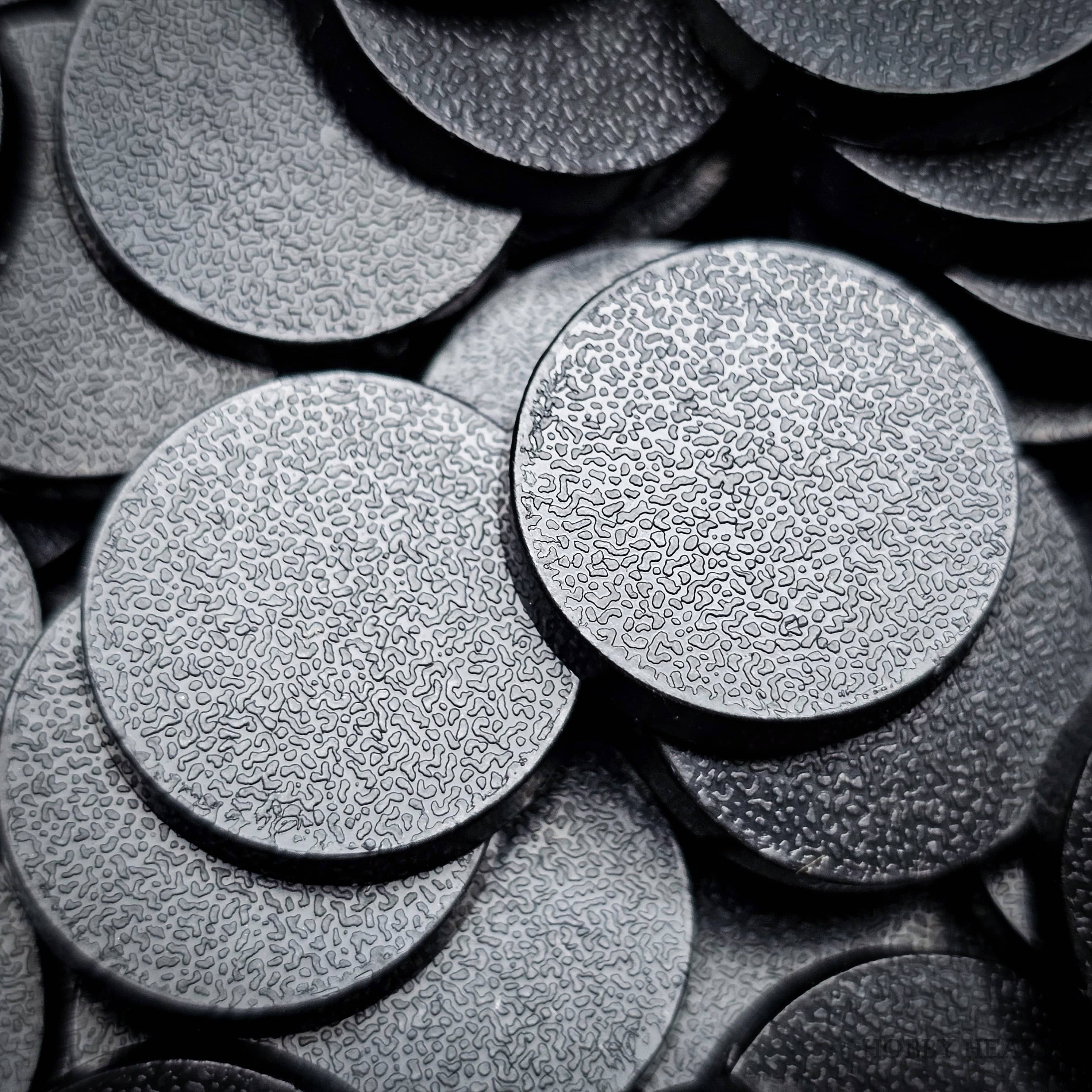 Base 20mm Round Plain Plastic Bases
