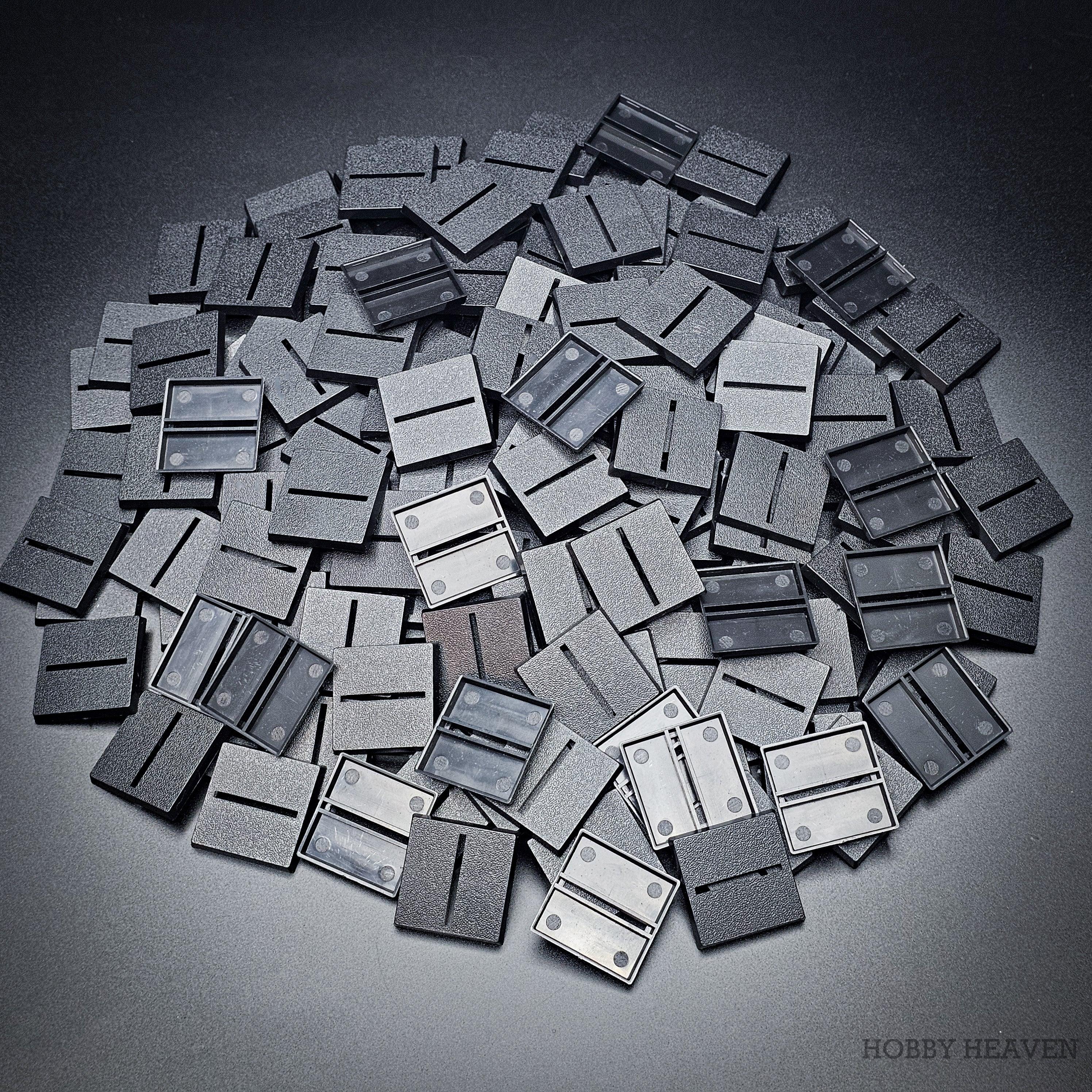 Base 30mm Square Parallel Slotted Plastic Bases