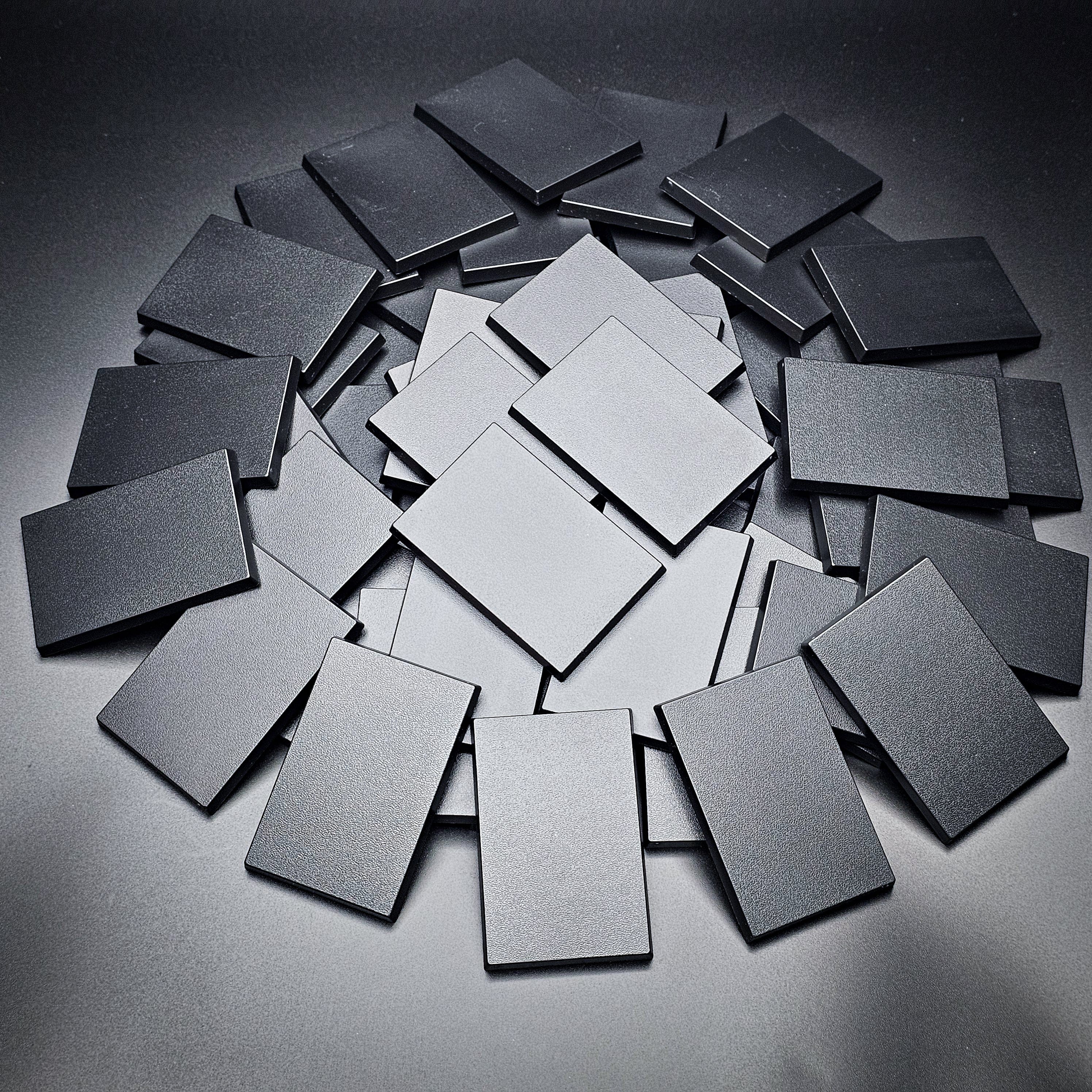 Base 50 50x75mm | 75x50mm Rectangular Plain Plastic Bases | Versatile Miniature Stands 5061001180684