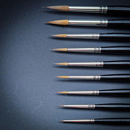 Brush Raphael Series 8408 — Kolinsky Sable Round