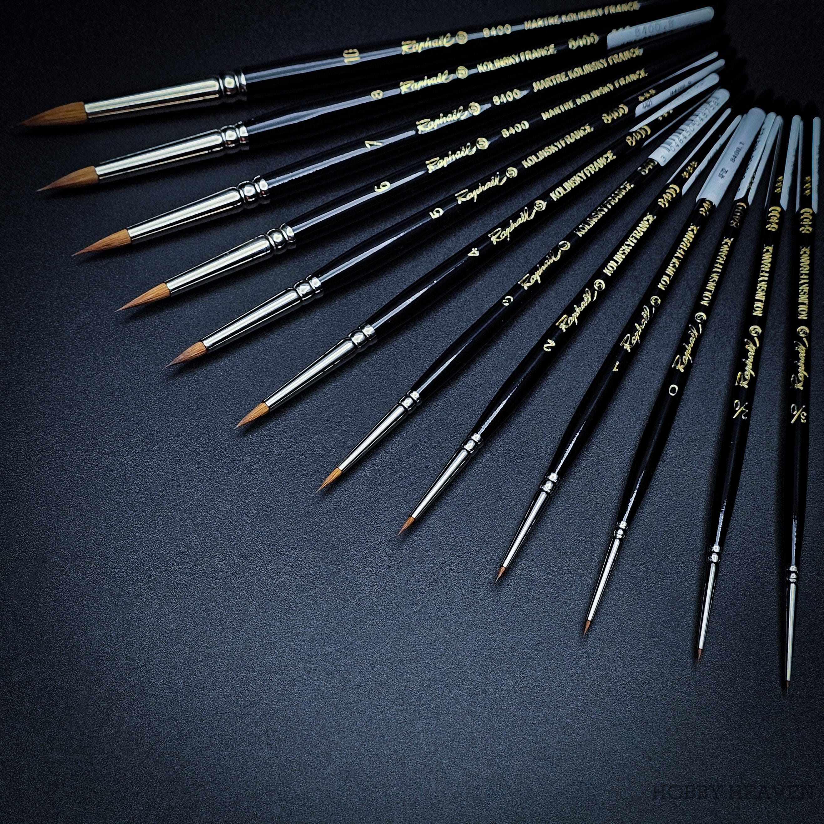 Brush Raphael Series 8400 — Kolinsky Sable Round