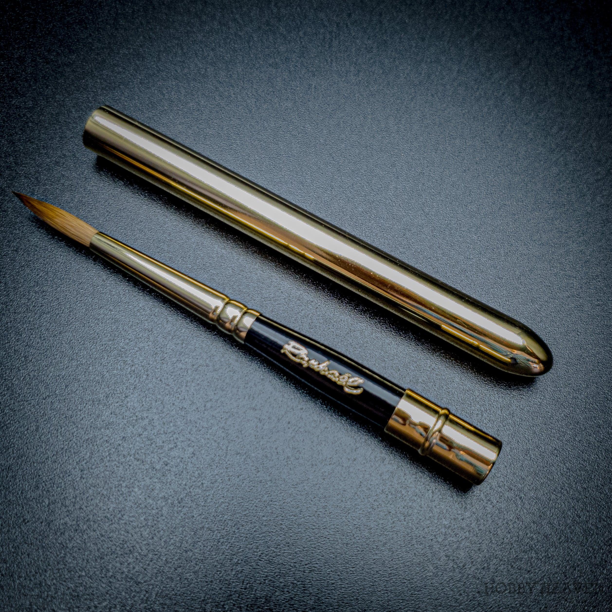 Brush Raphael 8404 — Kolinsky Sable Round 3046450029038