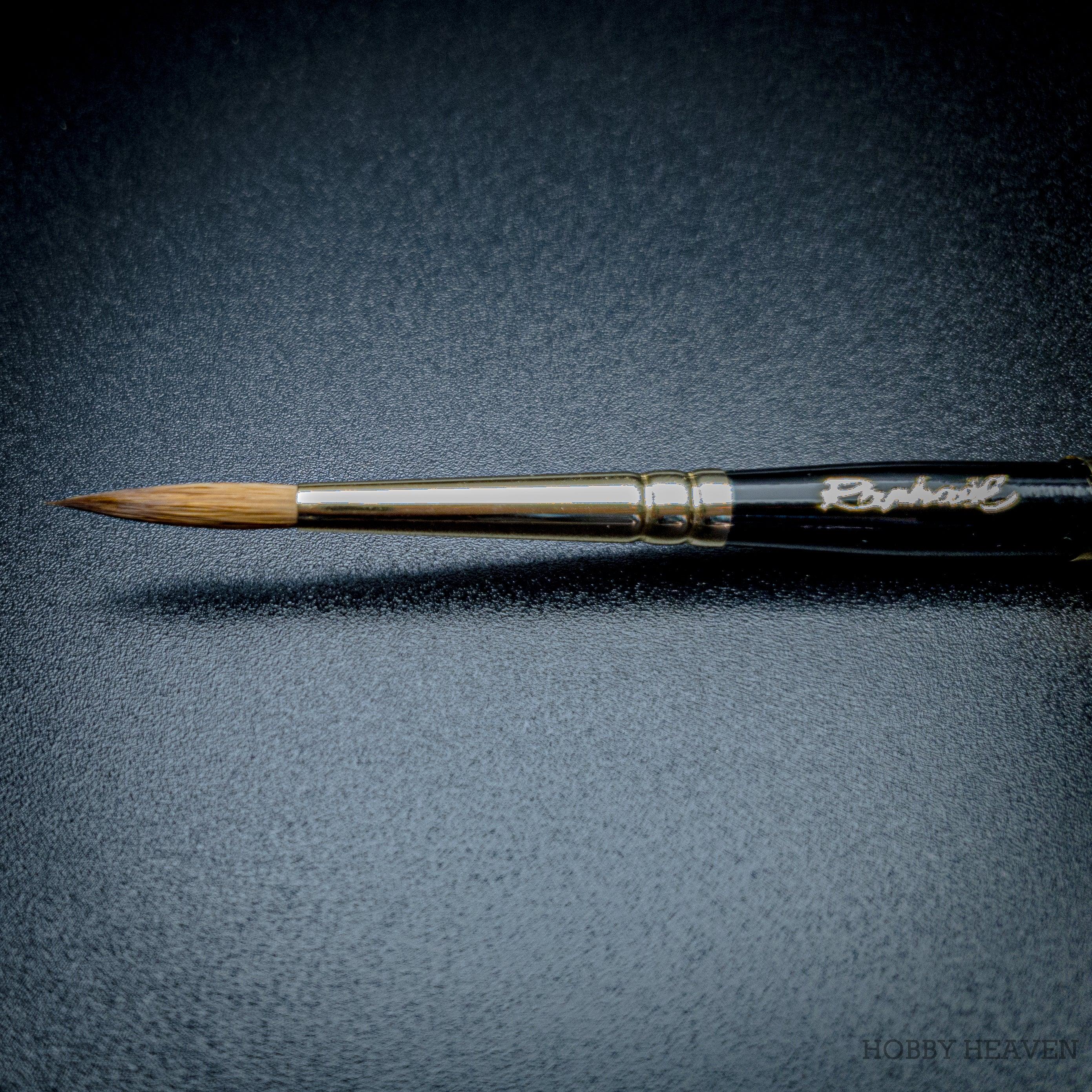 Brush Raphael 8404 — Kolinsky Sable Round 3046450029038