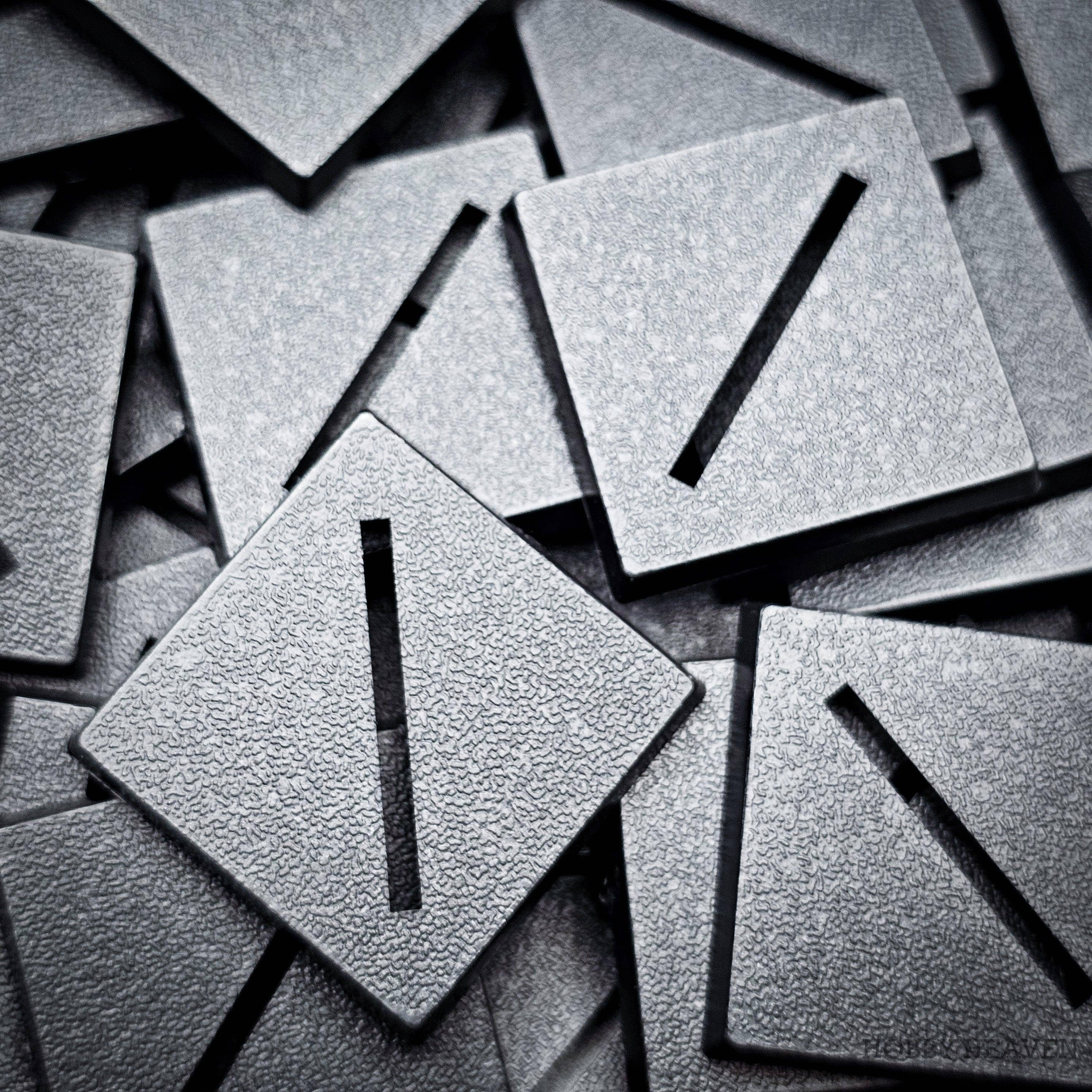 Base 30mm Square Diagonal Slotted Plastic Bases