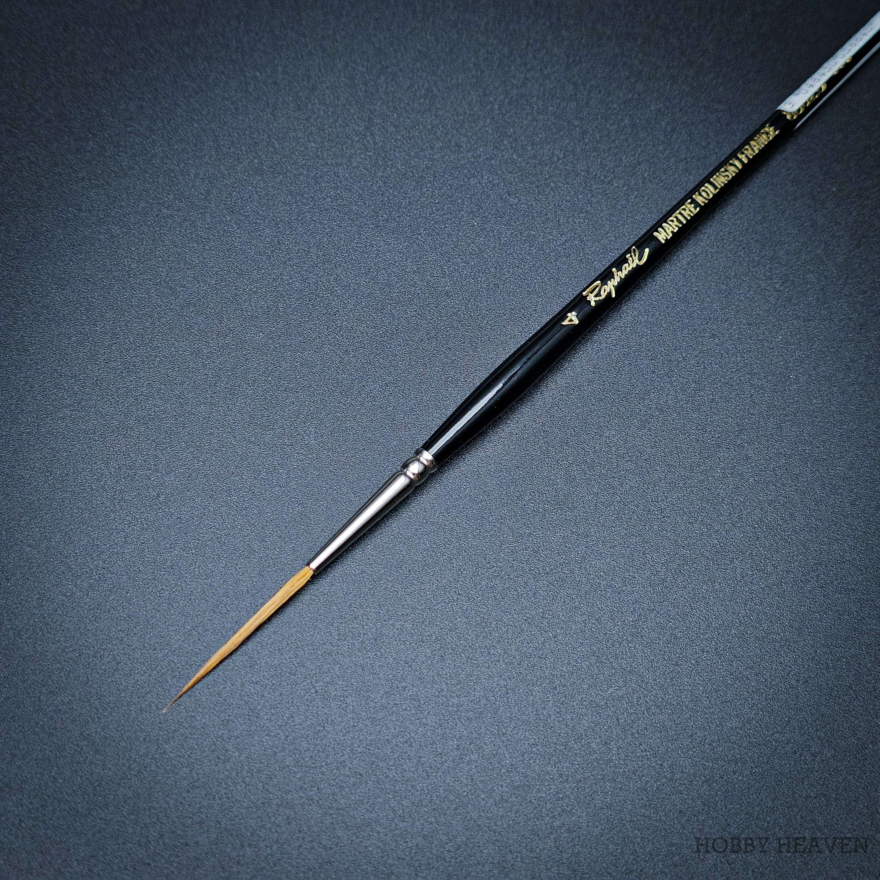 Brush 4 Raphael Series 88026 — Kolinsky Sable Round 3046450056645