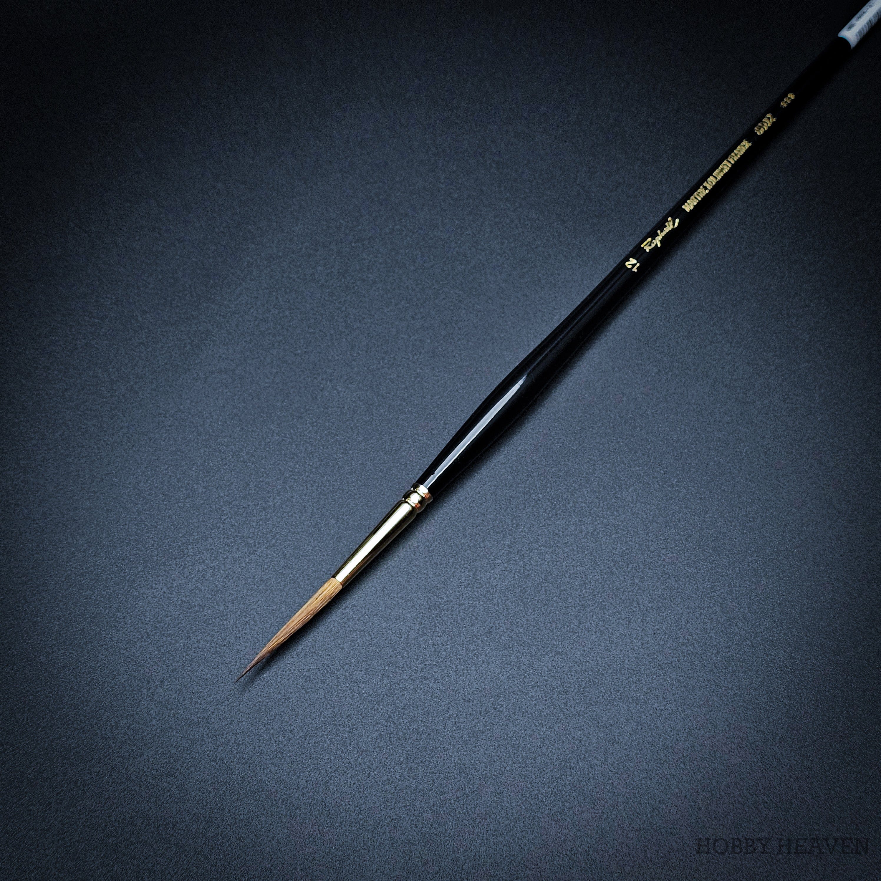 Brush Raphael Series 8802 — Kolinsky Sable Round