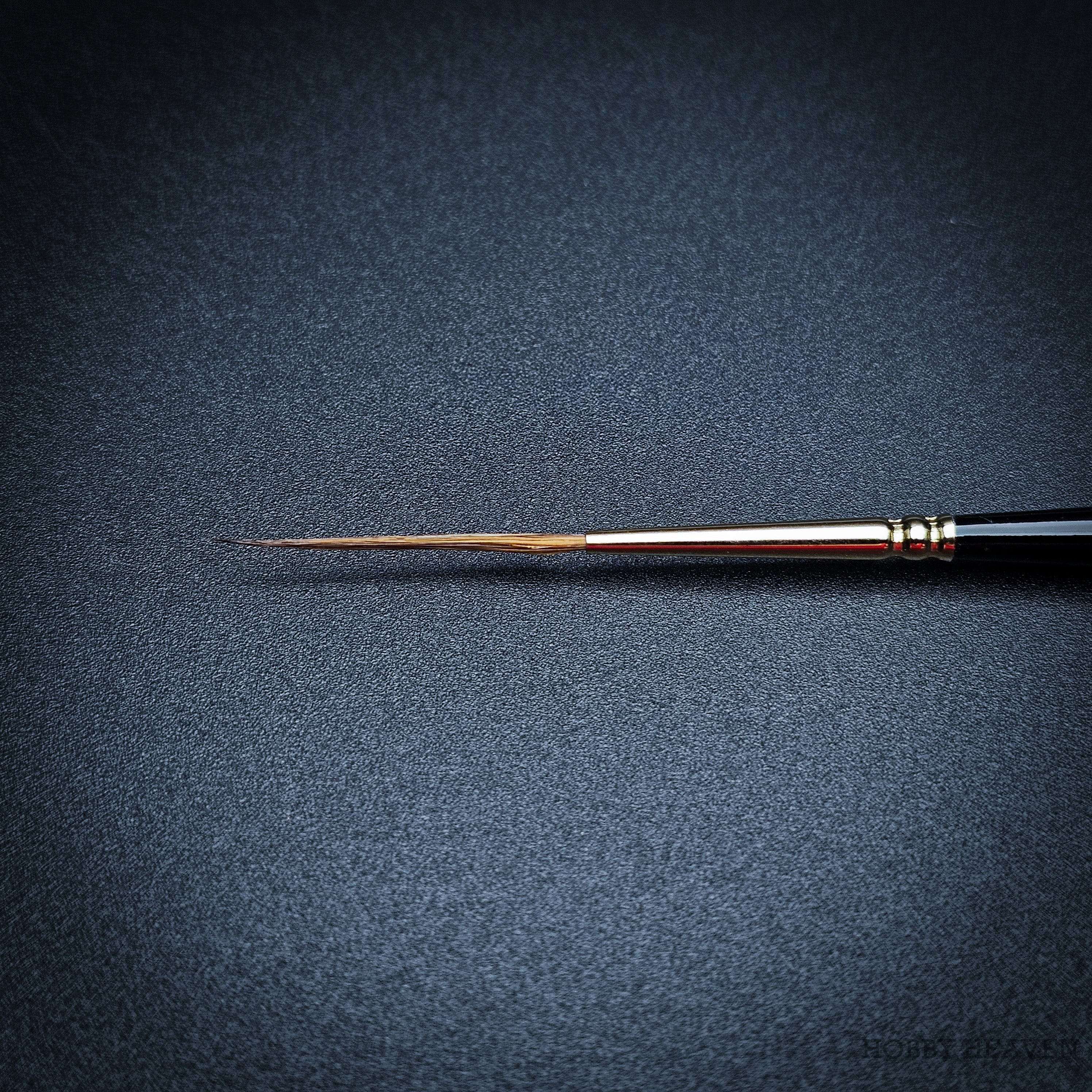 Brush Raphael Series 8802 — Kolinsky Sable Round
