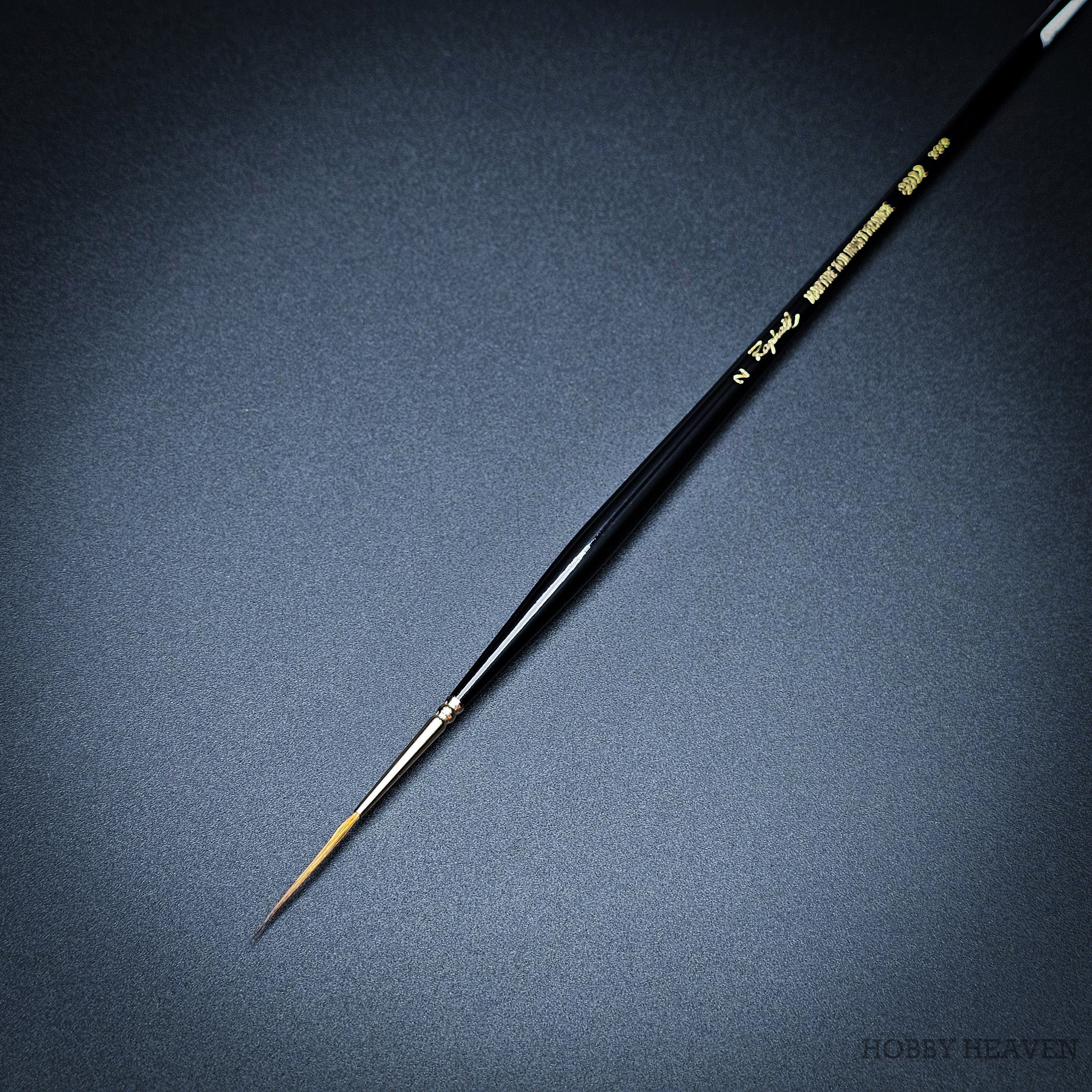 Brush Raphael Series 8802 — Kolinsky Sable Round
