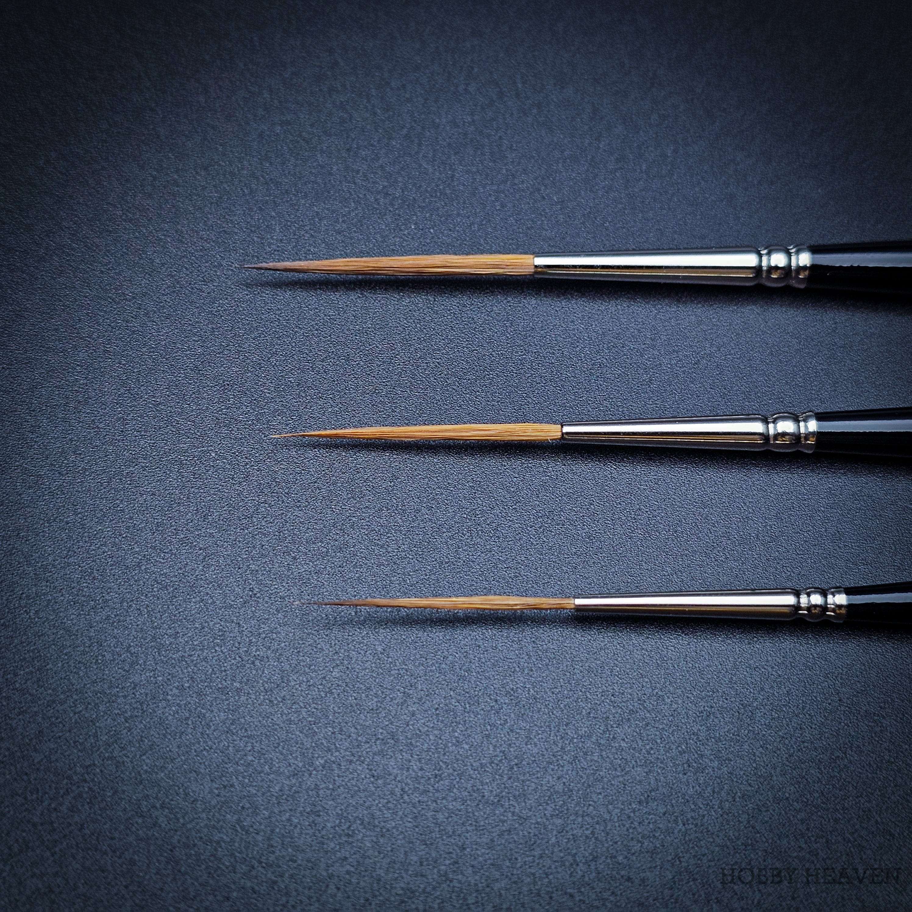 Brush Raphael Series 88026 — Kolinsky Sable Round