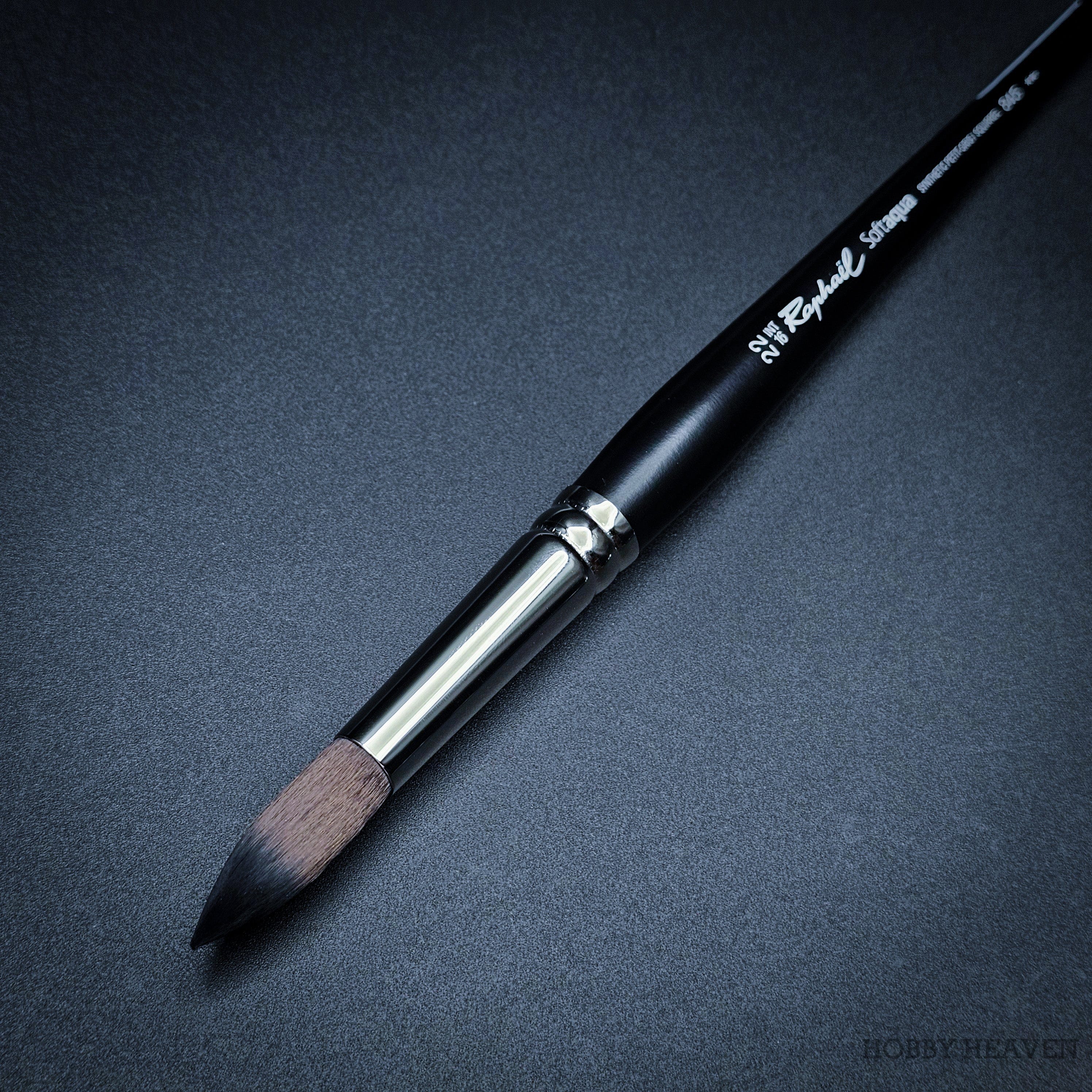 Brush Raphael SoftAqua 845 — Synthetic Round