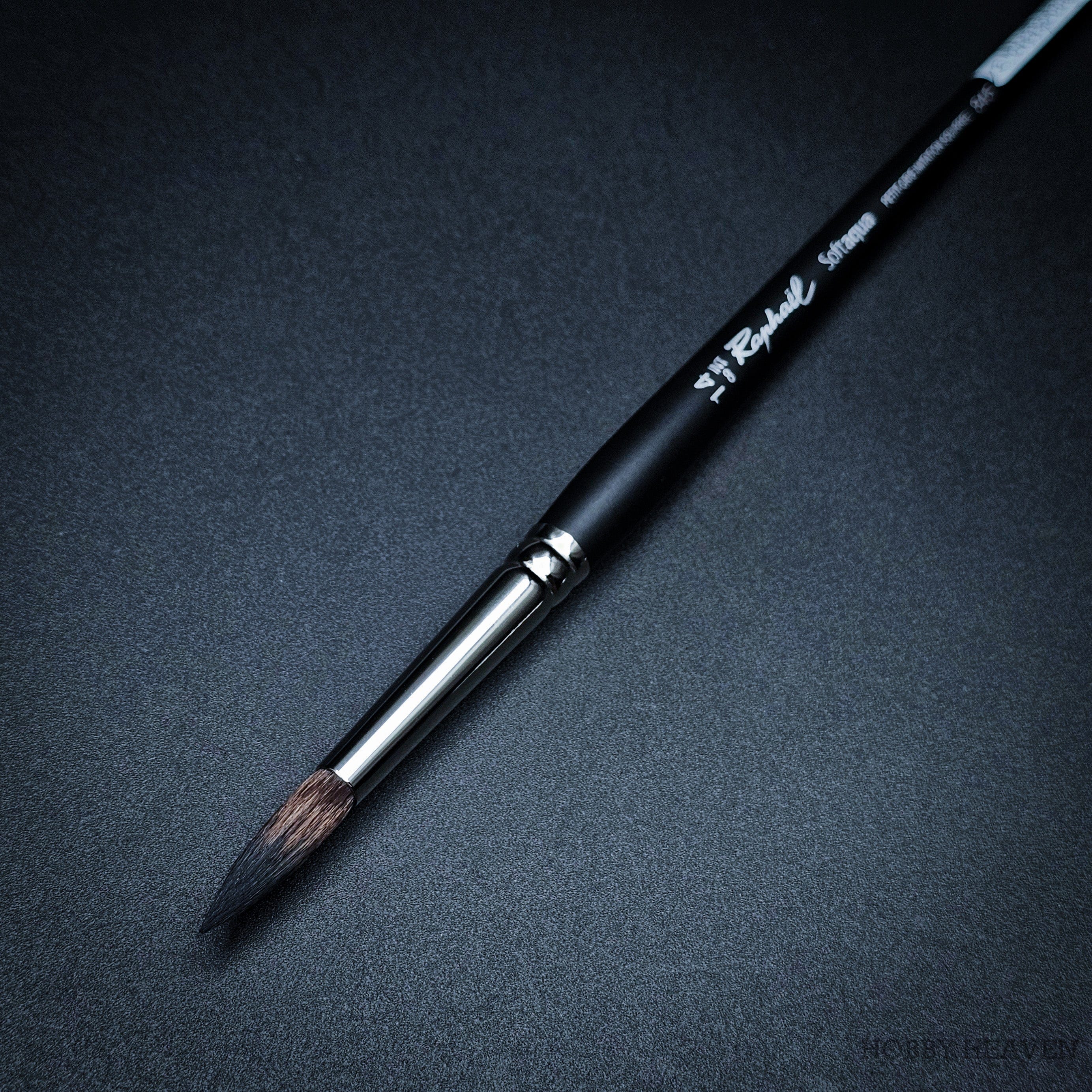 Brush Raphael SoftAqua 845 — Synthetic Round
