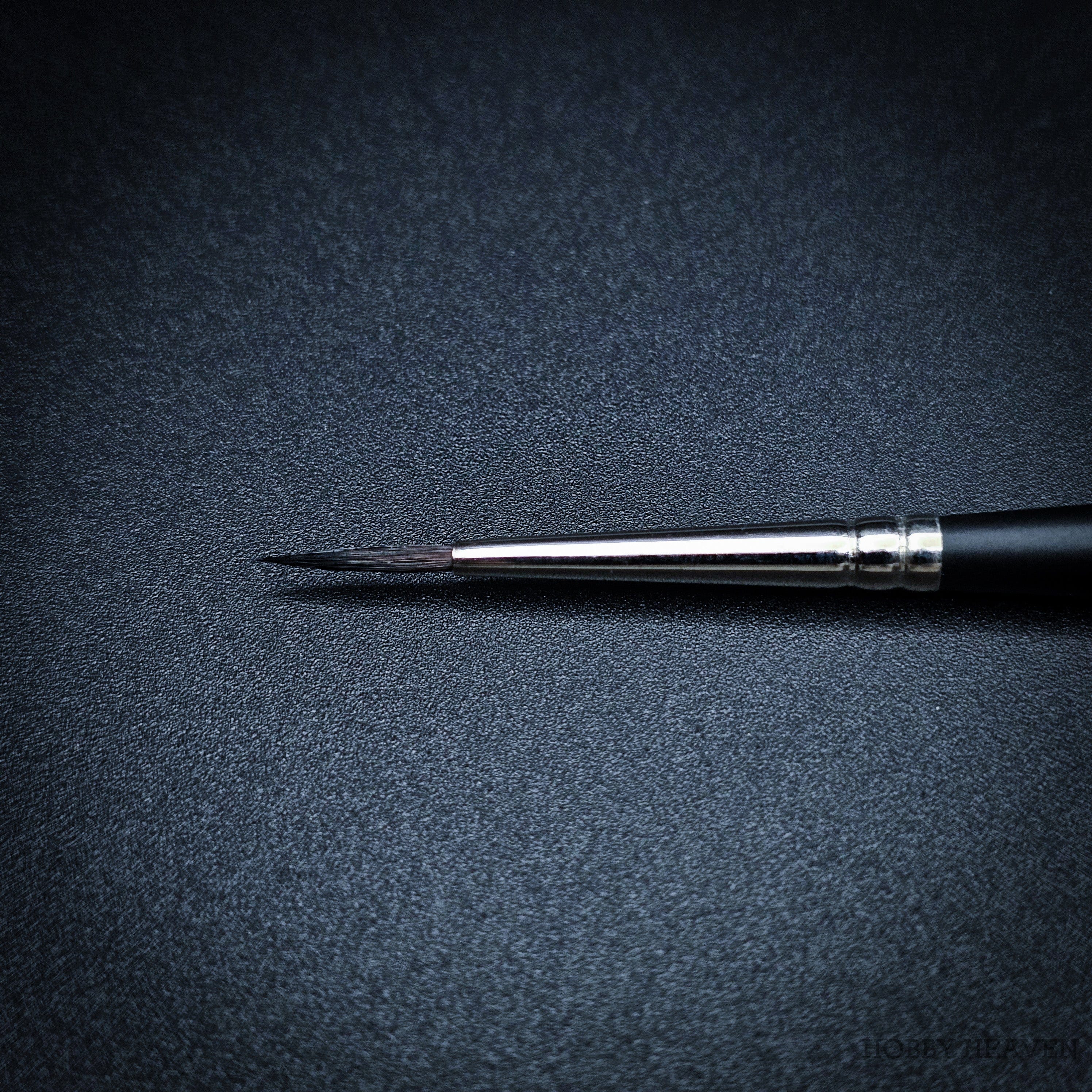Brush Raphael SoftAqua 845 — Synthetic Round