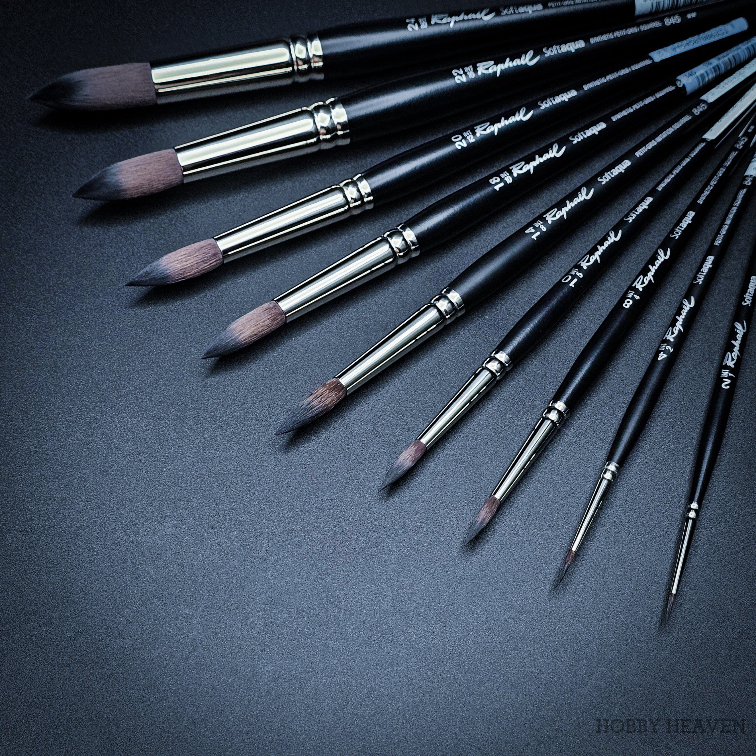 Brush Raphael SoftAqua 845 — Synthetic Round