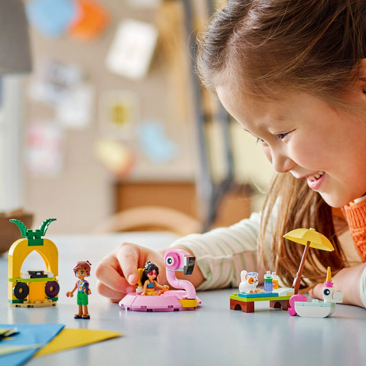 Curious Minds Toys & Games > Toys > Construction Toys > Interlocking Blocks > LEGO > Friends Lego Friends 42658 Unicorn & Flamingo Pool Party Set for Ages 5 and Up