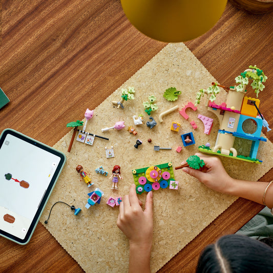 Curious Minds Toys & Games > Toys > Construction Toys > Interlocking Blocks > LEGO > Friends Lego Friends 42666 Cat Birthday Party & Tree House for Ages 6 and Up