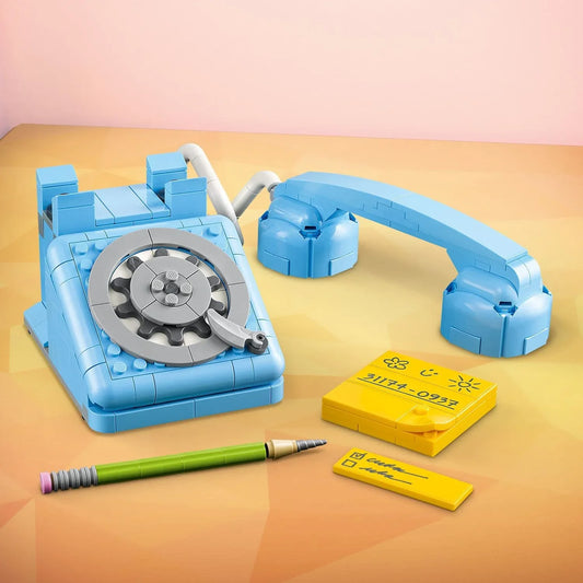 Curious Minds Toys & Games > Toys > Construction Toys > Interlocking Blocks > LEGO > LEGO Creator Lego Creator 3 in 1 31174 Retro Telephone Rebuildable Set for Ages 8+