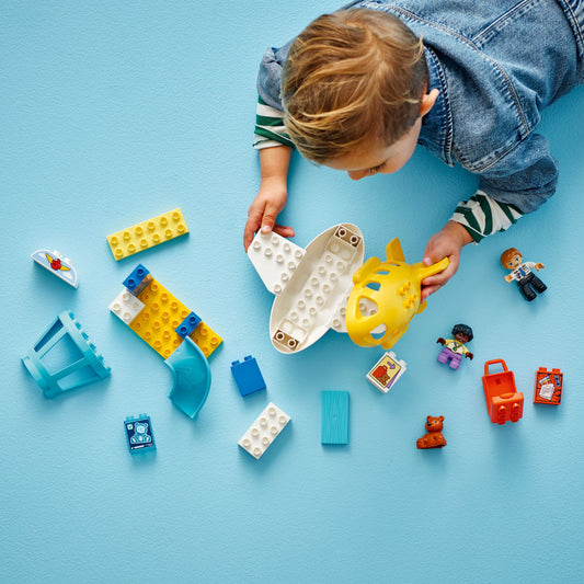 Curious Minds Toys & Games > Toys > Construction Toys > Interlocking Blocks > LEGO > LEGO Duplo Lego Duplo Town 10443 First Time at the Airport Set for Ages 2 and Up