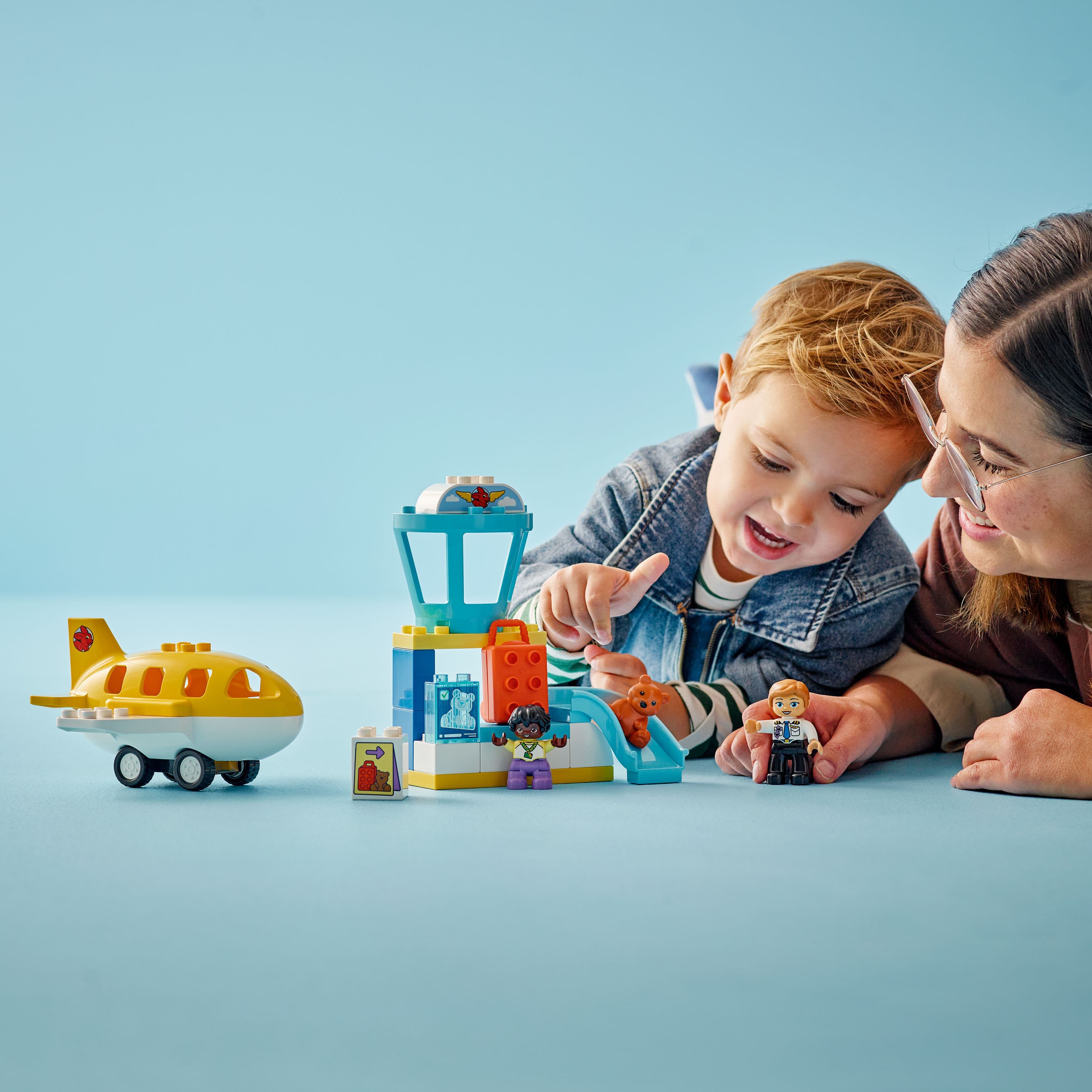 Curious Minds Toys & Games > Toys > Construction Toys > Interlocking Blocks > LEGO > LEGO Duplo Lego Duplo Town 10443 First Time at the Airport Set for Ages 2 and Up