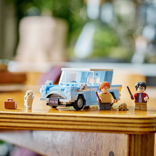 Curious Minds Toys & Games > Toys > Construction Toys > Interlocking Blocks > LEGO > LEGO Harry Potter Lego Harry Potter 76424 Flying Ford Anglia Playset for Ages 7 and Up