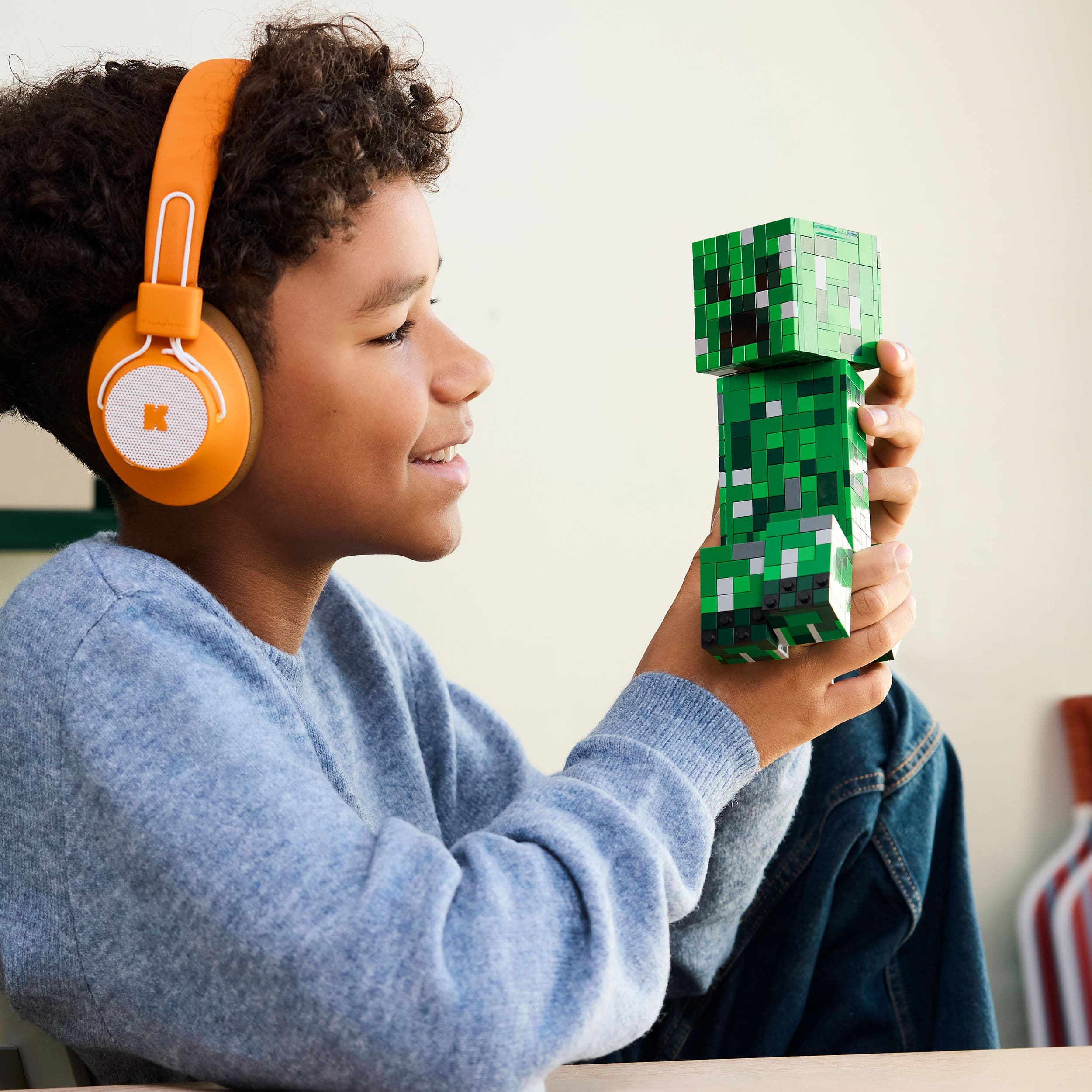 Curious Minds Toys & Games > Toys > Construction Toys > Interlocking Blocks > LEGO > LEGO Minecraft Lego Minecraft 21276 The Creeper Buildable Playset for Ages 10 and Up
