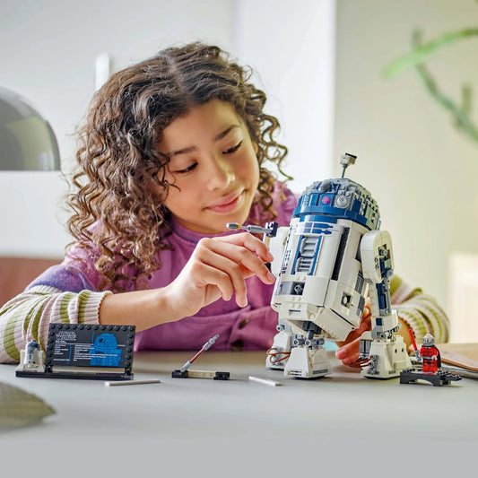 Curious Minds Toys & Games > Toys > Construction Toys > Interlocking Blocks > LEGO > LEGO Star Wars Lego Star Wars 75379 R2-D2 25th Anniversary Playset for Ages 10 and Up