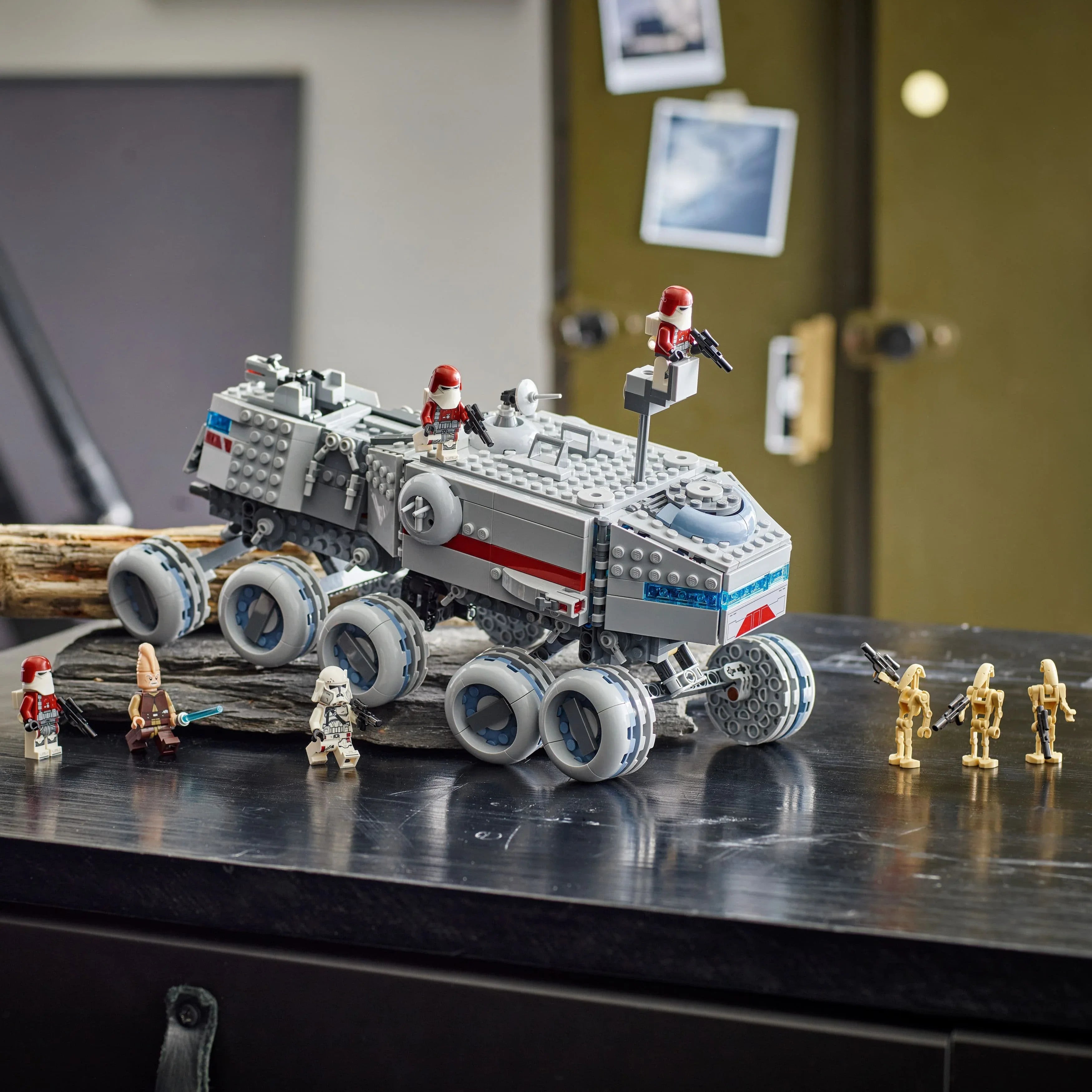 Curious Minds Toys & Games > Toys > Construction Toys > Interlocking Blocks > LEGO > LEGO Star Wars Lego Star Wars 75413 Republic Juggernaut Buildable Playset for Ages 9+