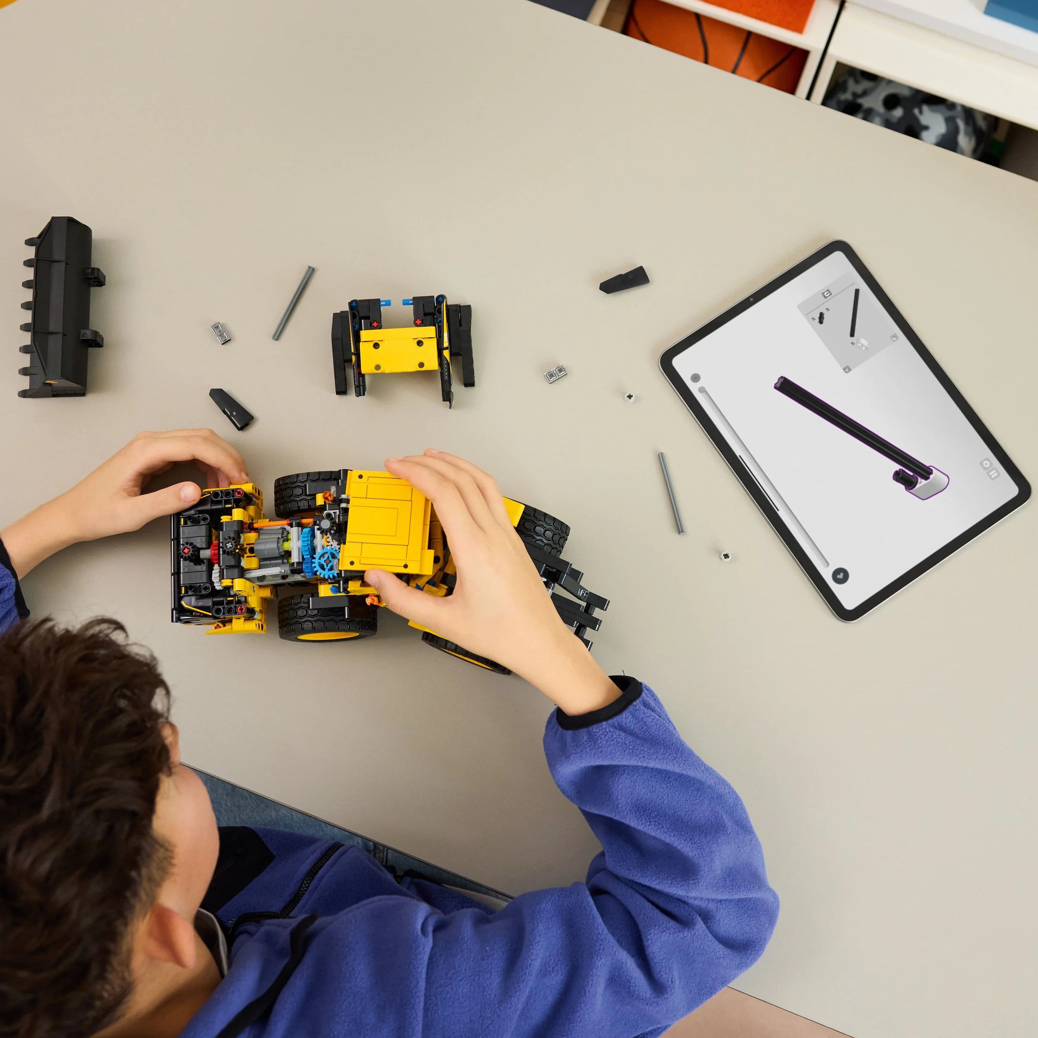 Curious Minds Toys & Games > Toys > Construction Toys > Interlocking Blocks > LEGO > LEGO Technic Lego Technic 42209 Volvo L120 Electric Wheel Loader for Ages 9 and Up