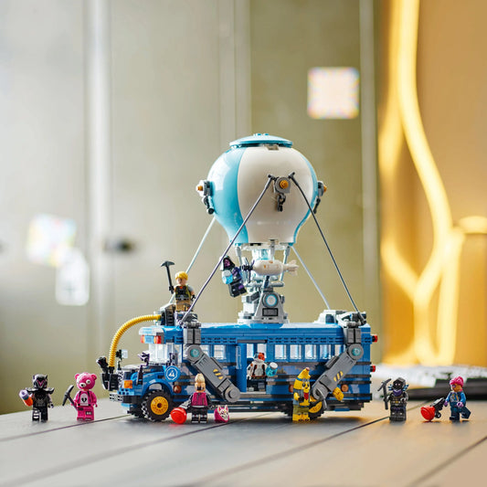 Curious Minds Toys & Games > Toys > Construction Toys > Interlocking Blocks > LEGO > Other LEGO Sets Lego Fortnite 77073 Battle Bus Video Game Playset for Ages 10 and Up
