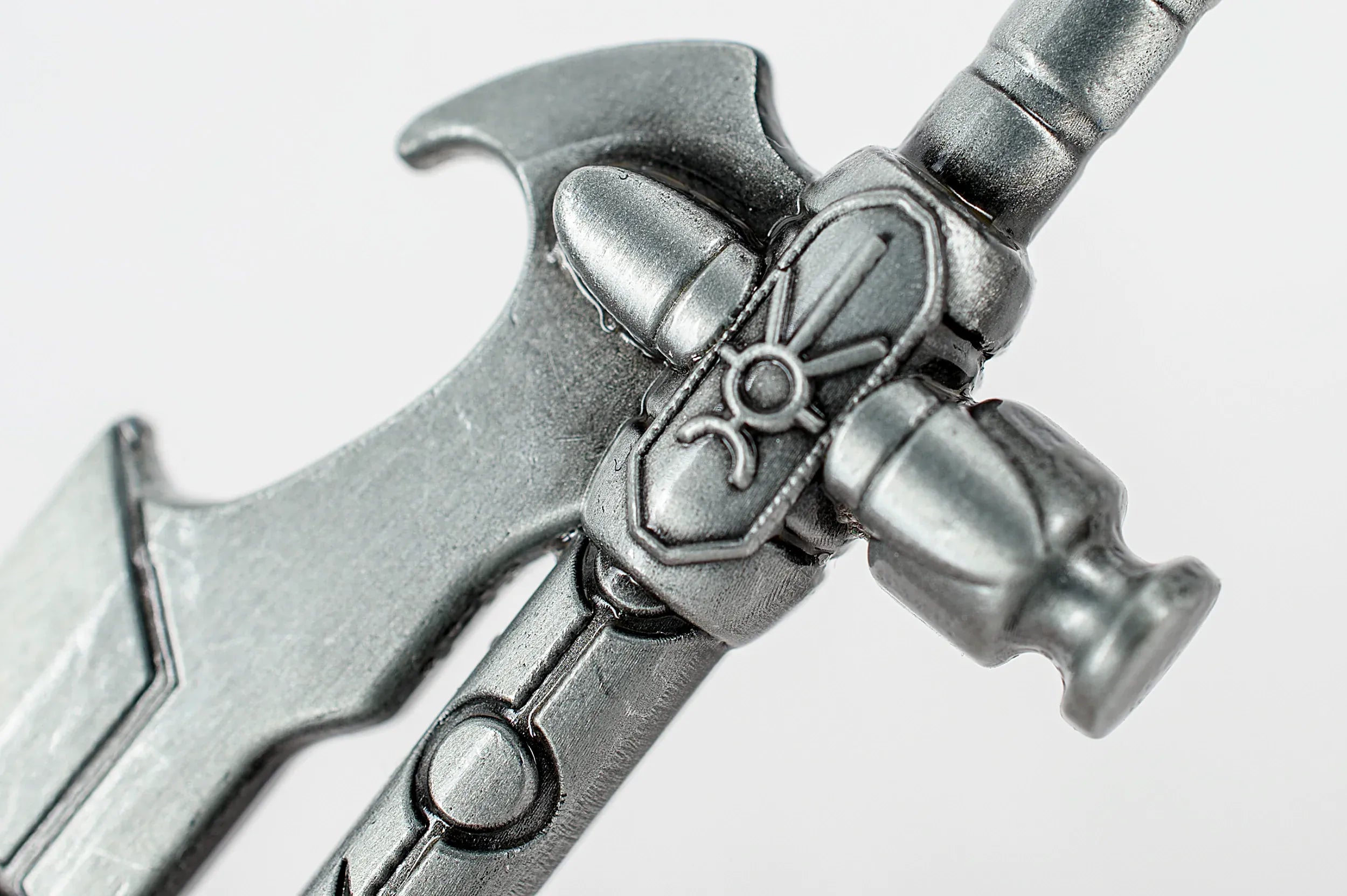Loaded Dice Collectibles Warhammer 40,000: Necron Hyperphase Sword Bottle Opener