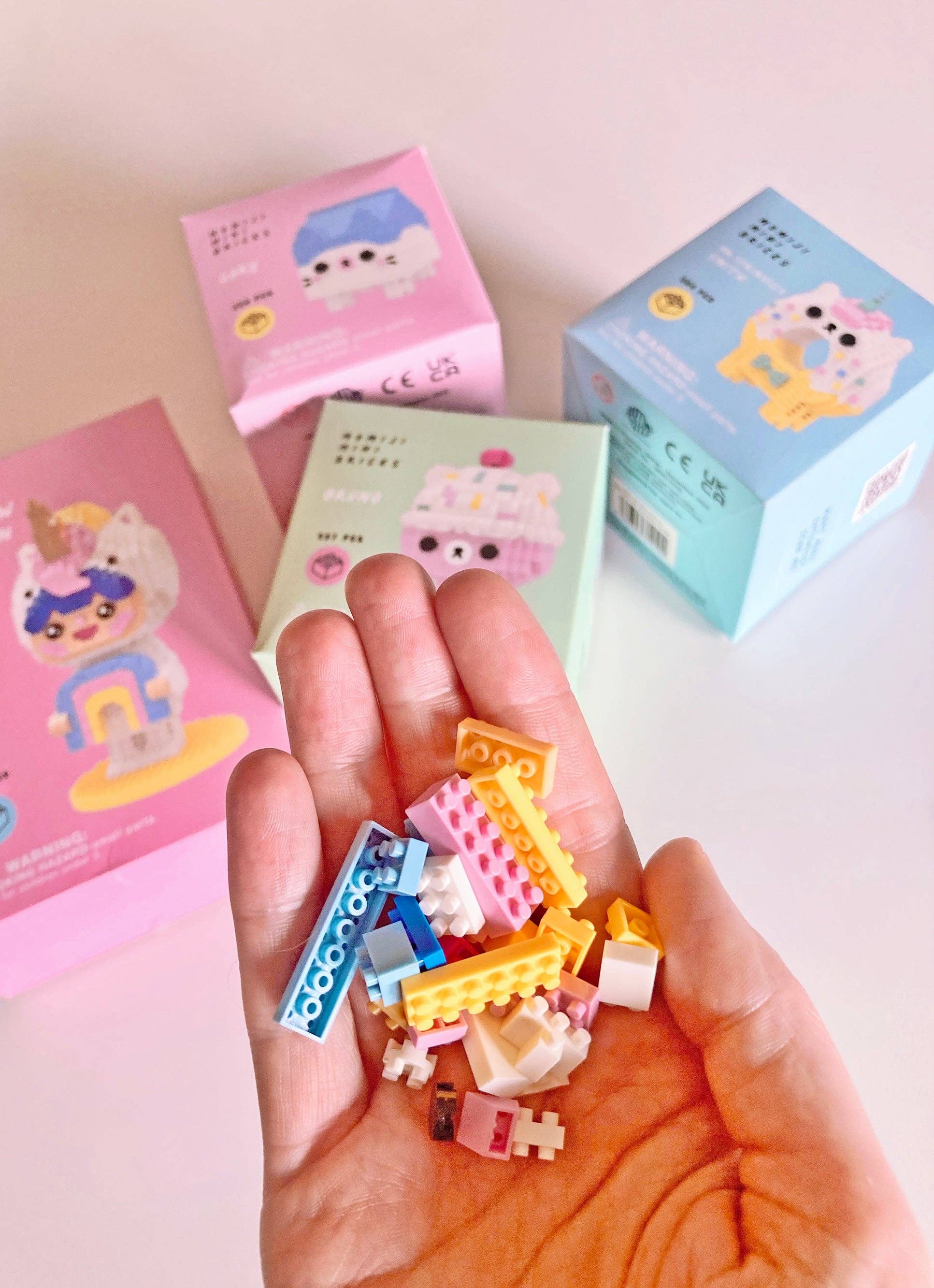 Momiji UK Building Blocks Mr Sprinkles Smith mini-bricks