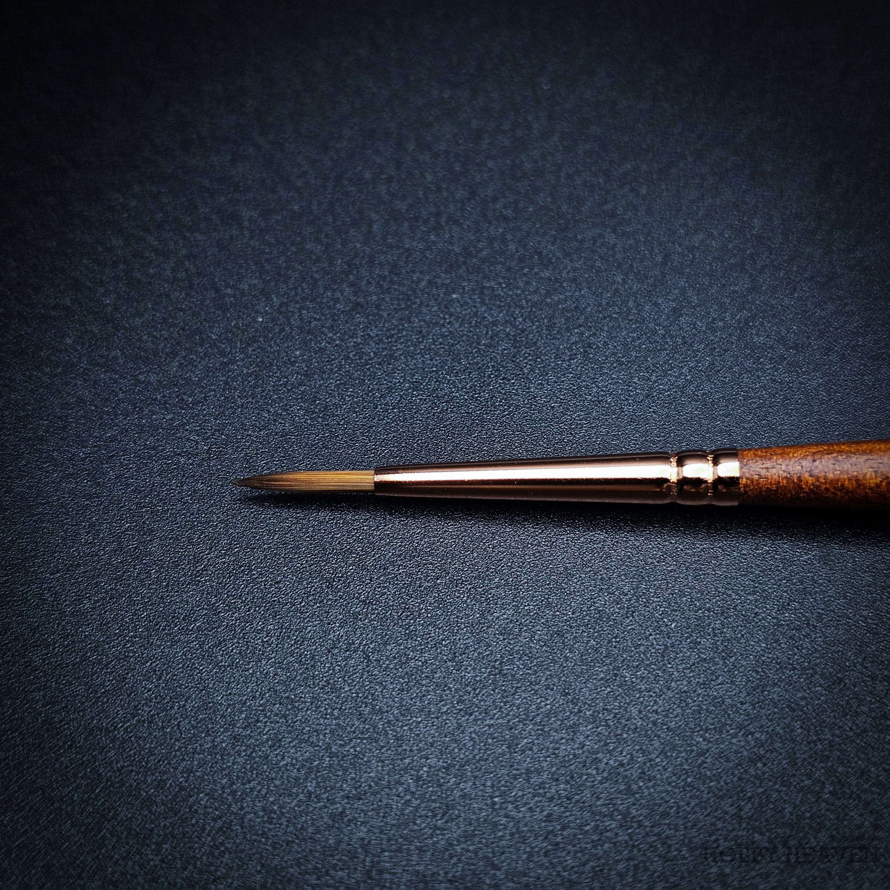 Brush Raphael Le Voyageur — Synthetic Round