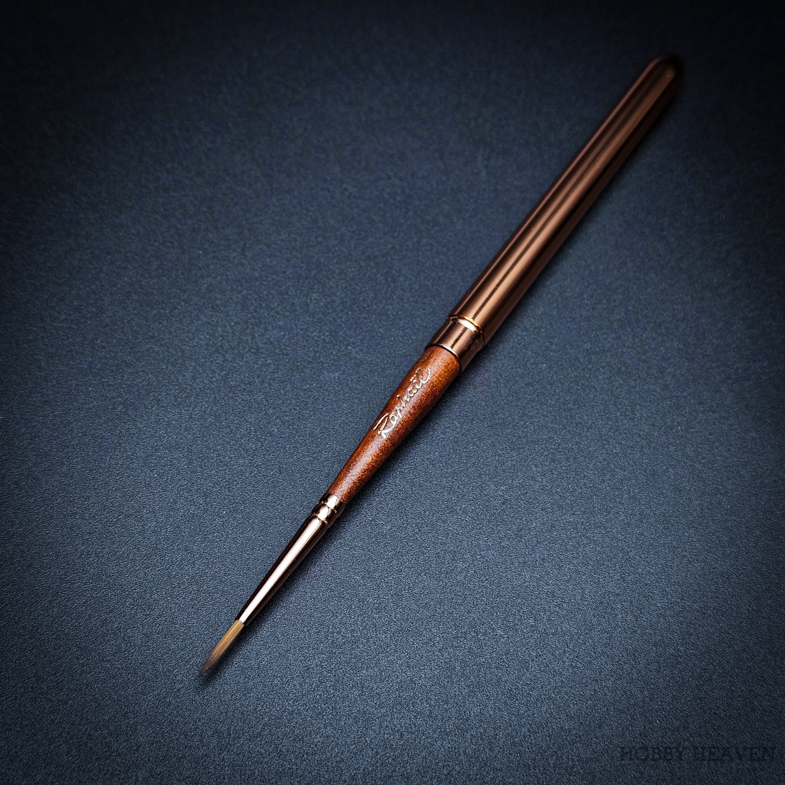 Brush Raphael Le Voyageur — Synthetic Round