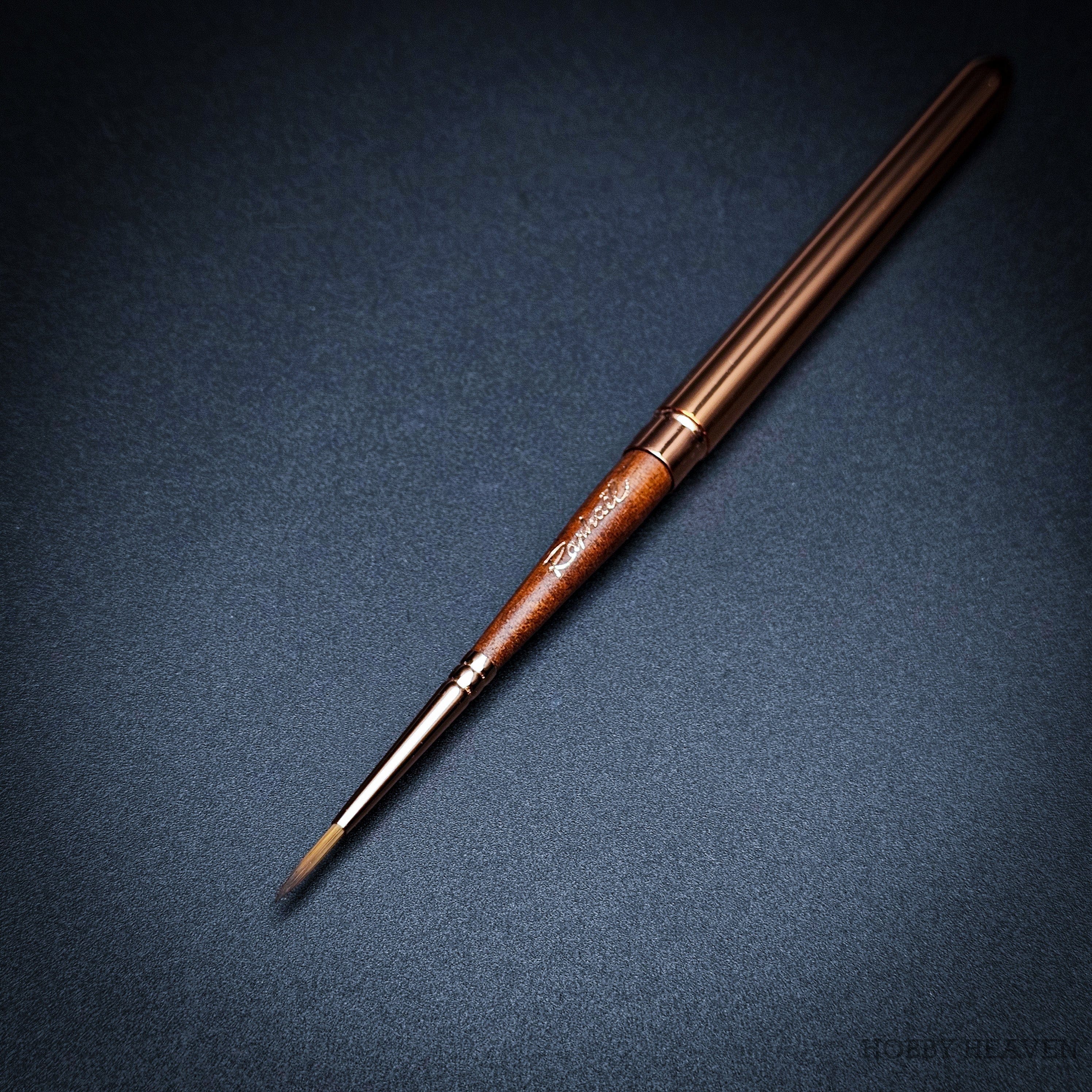 Brush Raphael Le Voyageur — Synthetic Round