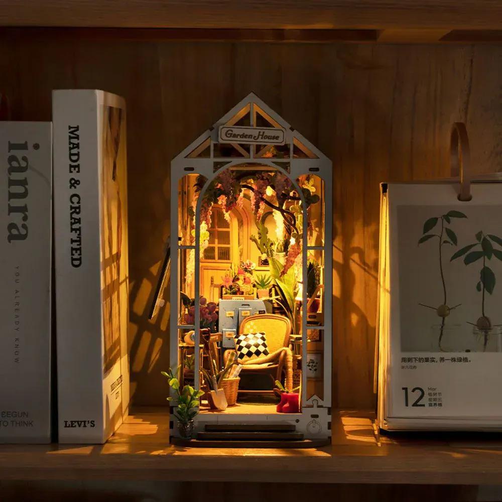 Rooleo Rolife Garden House Book Nook 3D Wooden Model Kit