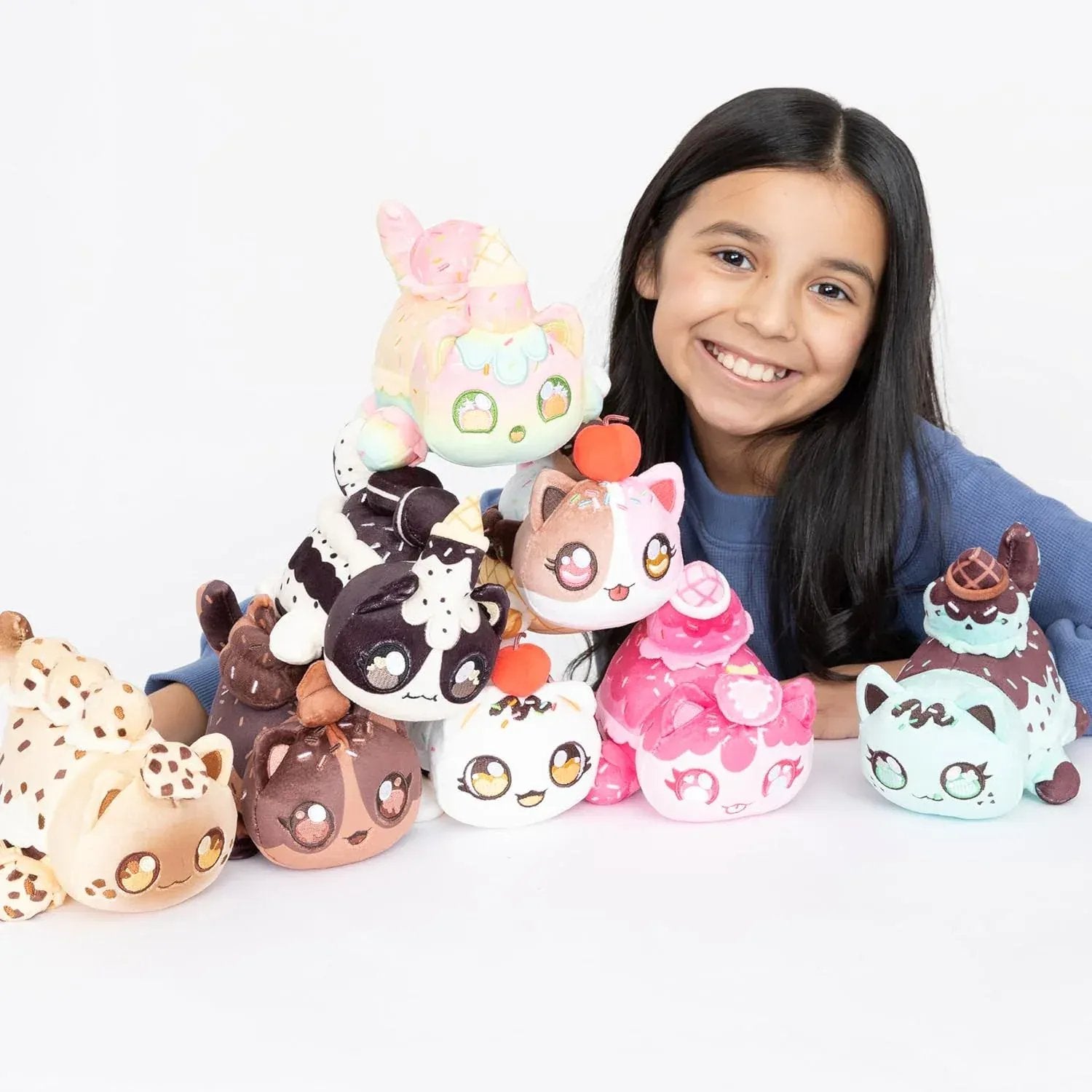 Snaps Aphmau Ice Cream Friends 6-inch Mystery Plush